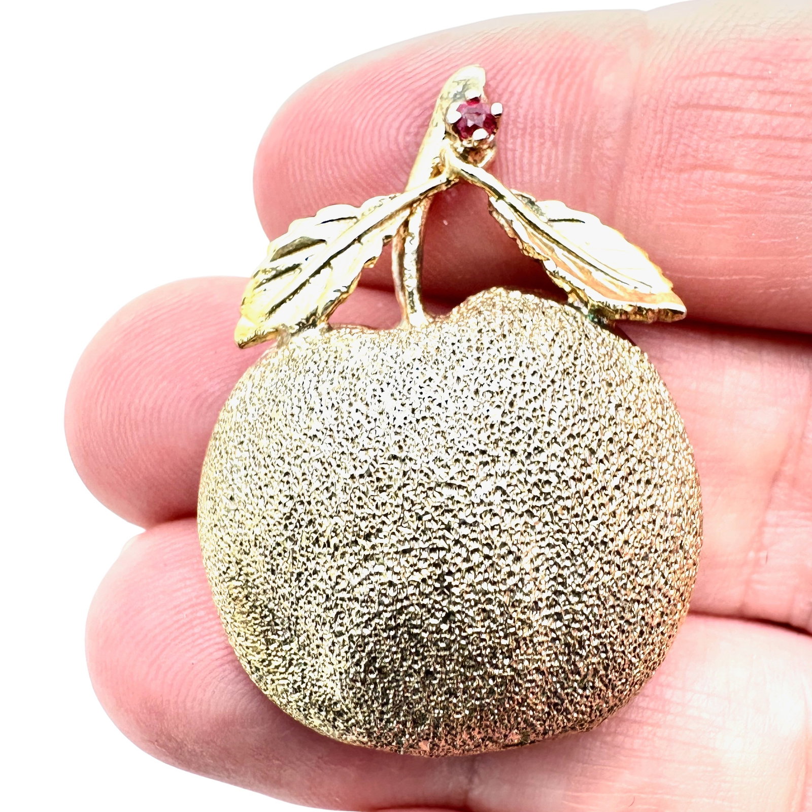 Vintage Les Bernard Gold Vermeil Sterling Silver Ruby Fruit Brooch Pin 1 1/4 Inch: Vintage Les Bernard Gold Vermeil Sterling Silver Ruby Fruit Brooch Pin 1 1/4 Inch