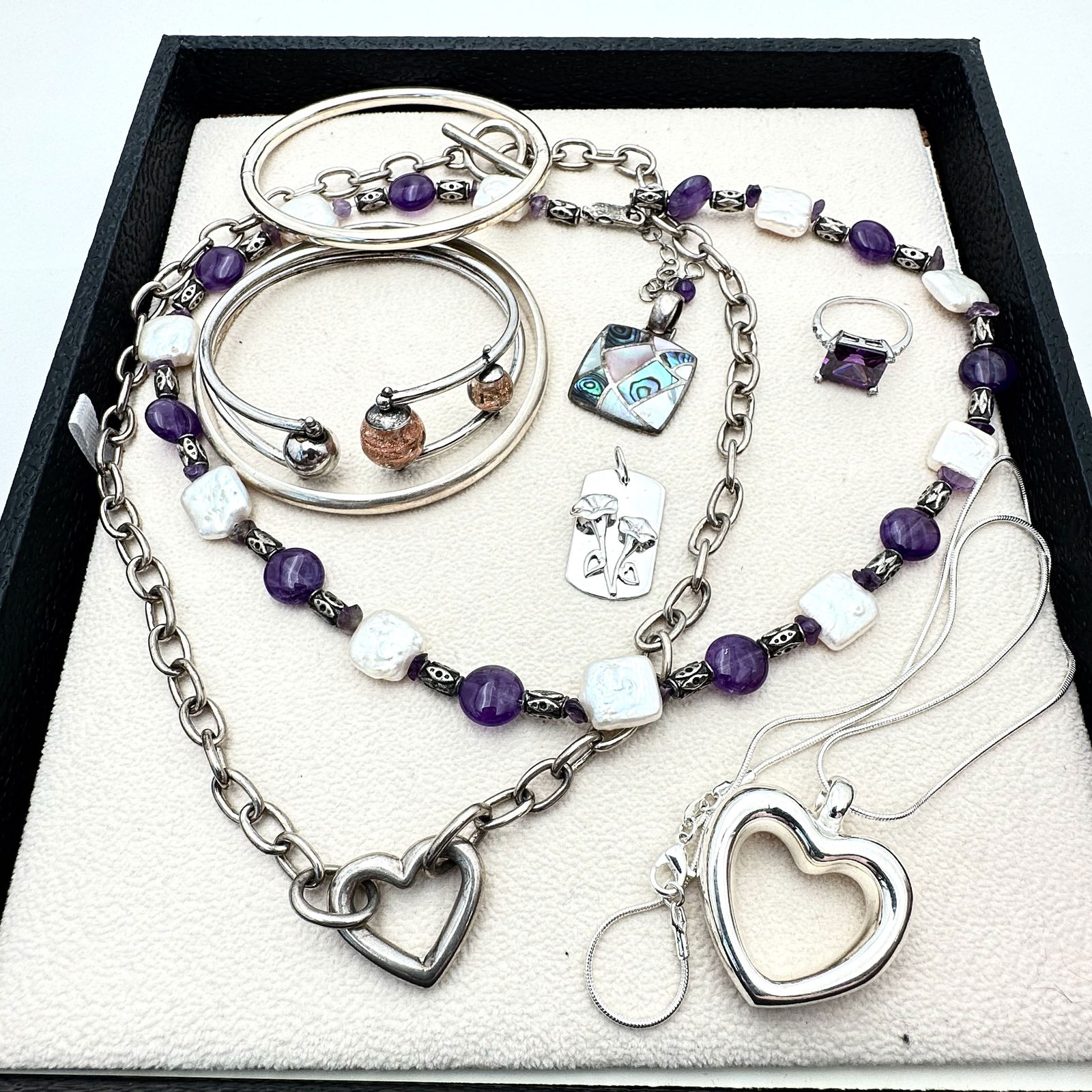 Sterling Silver Jewelry Lot Amethyst hearts Necklaces Bracelets: Sterling Silver Jewelry Lot Amethyst hearts Necklaces Bracelets 131 Grams