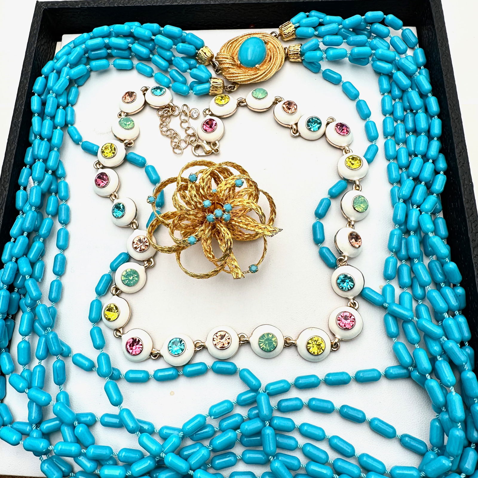 Vintage Turquoise Color Group Jewelry Mid Century Necklace Gold Tone Brooch (1 of 3)