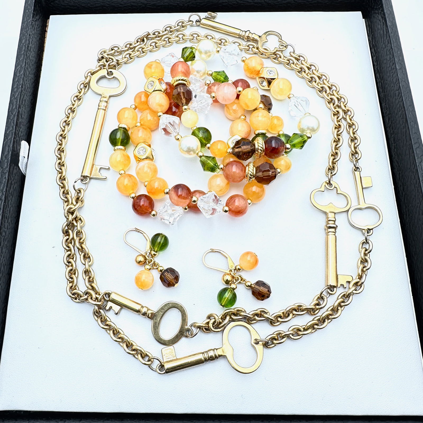 Vintage Jewelry Group Gold Tone Key Necklace Joan Rivers Bracelet Earrings (1 of 3)