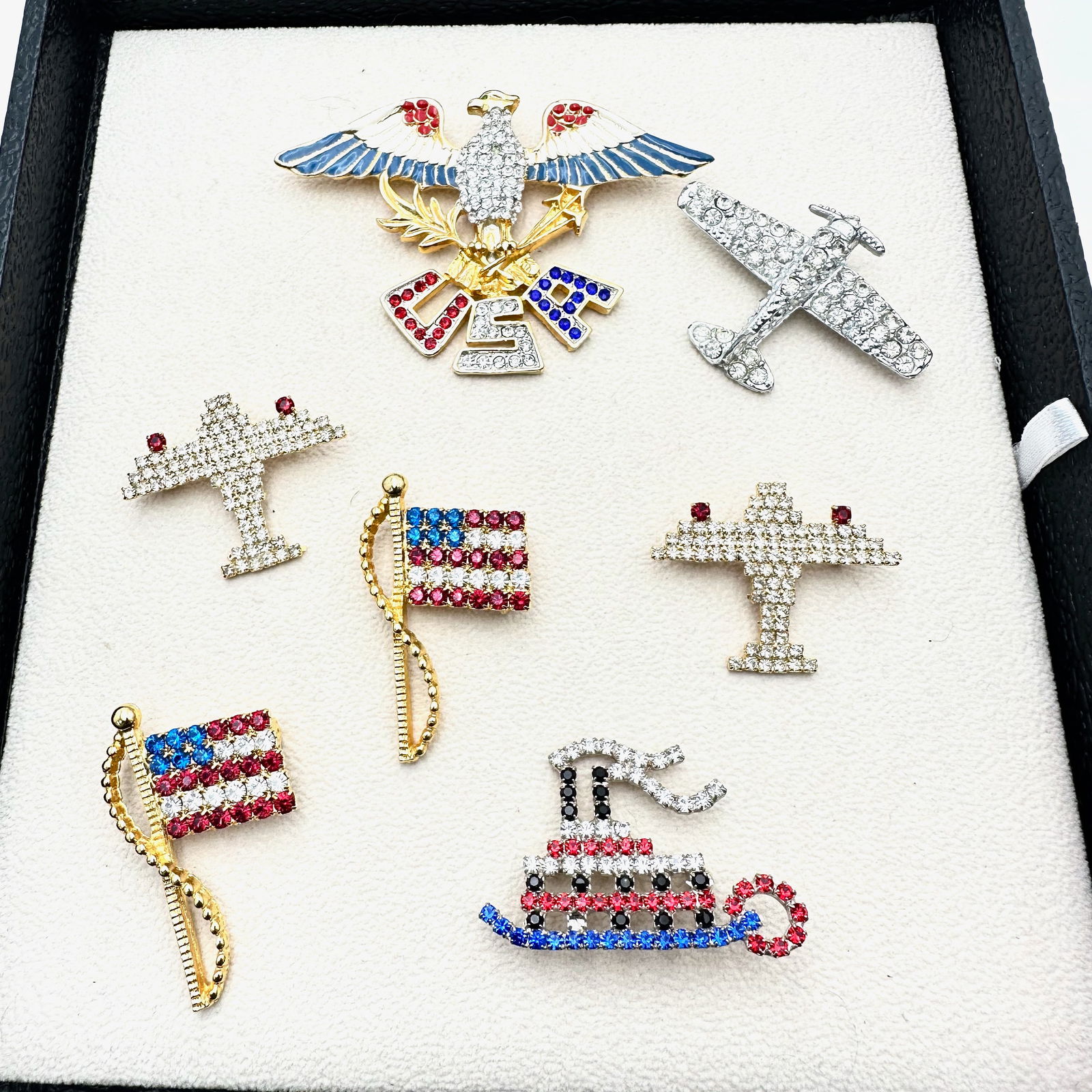 Vintage Lot of USA America Brooches Military Flag Boat Plane: Vintage Lot of USA America Brooches Military Flag Boat Plane