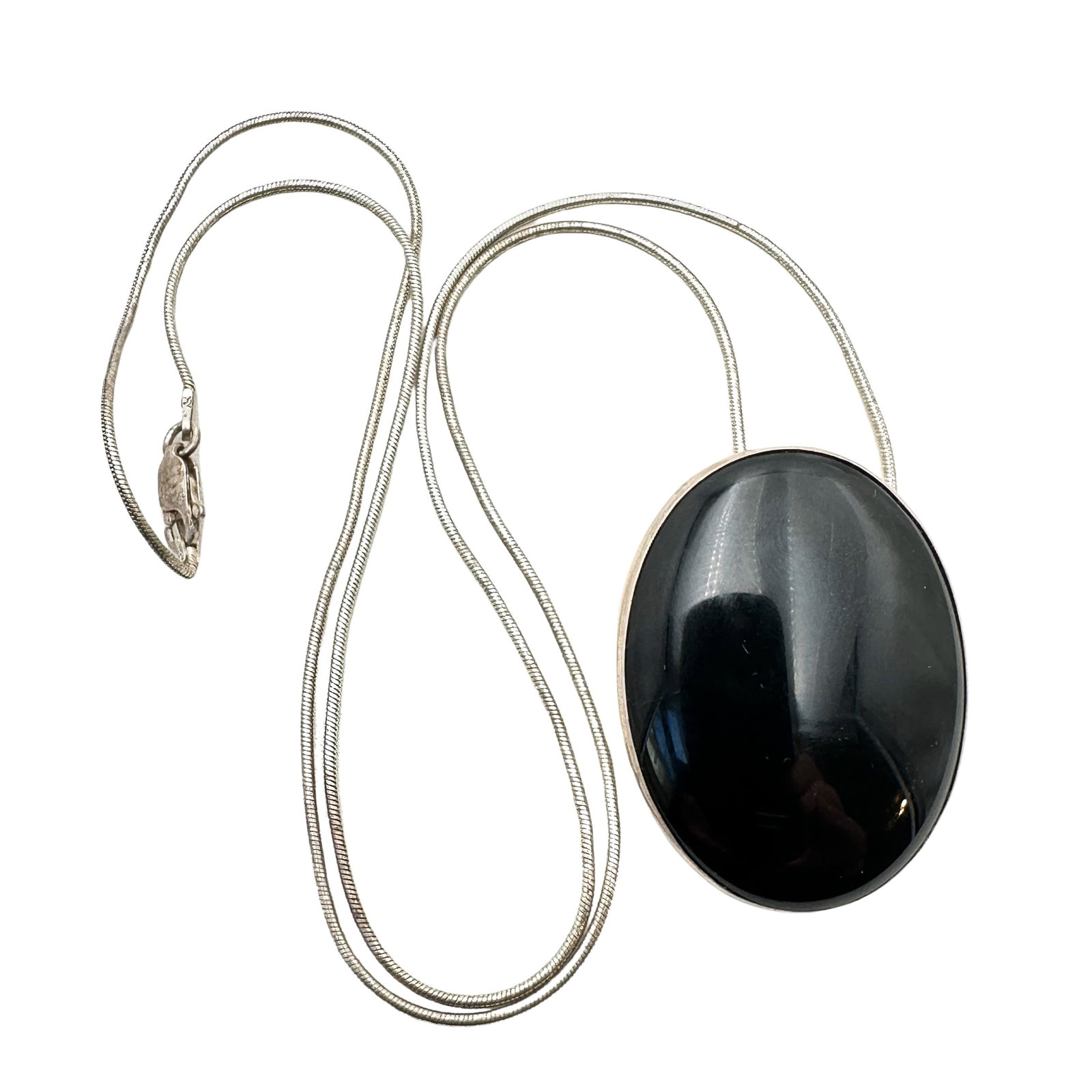 Sterling Silver Black Onyx Pendant Necklace 22 Inch Chain: Sterling Silver Black Onyx Pendant Necklace 22 Inch Chain