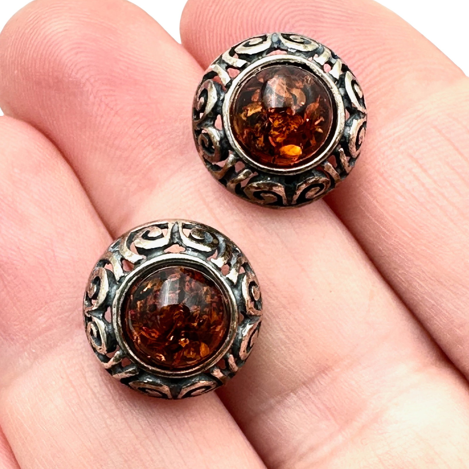 Sterling Silver Natural Amber Stud Earrings Pierced: Sterling Silver Natural Amber Stud Earrings Pierced