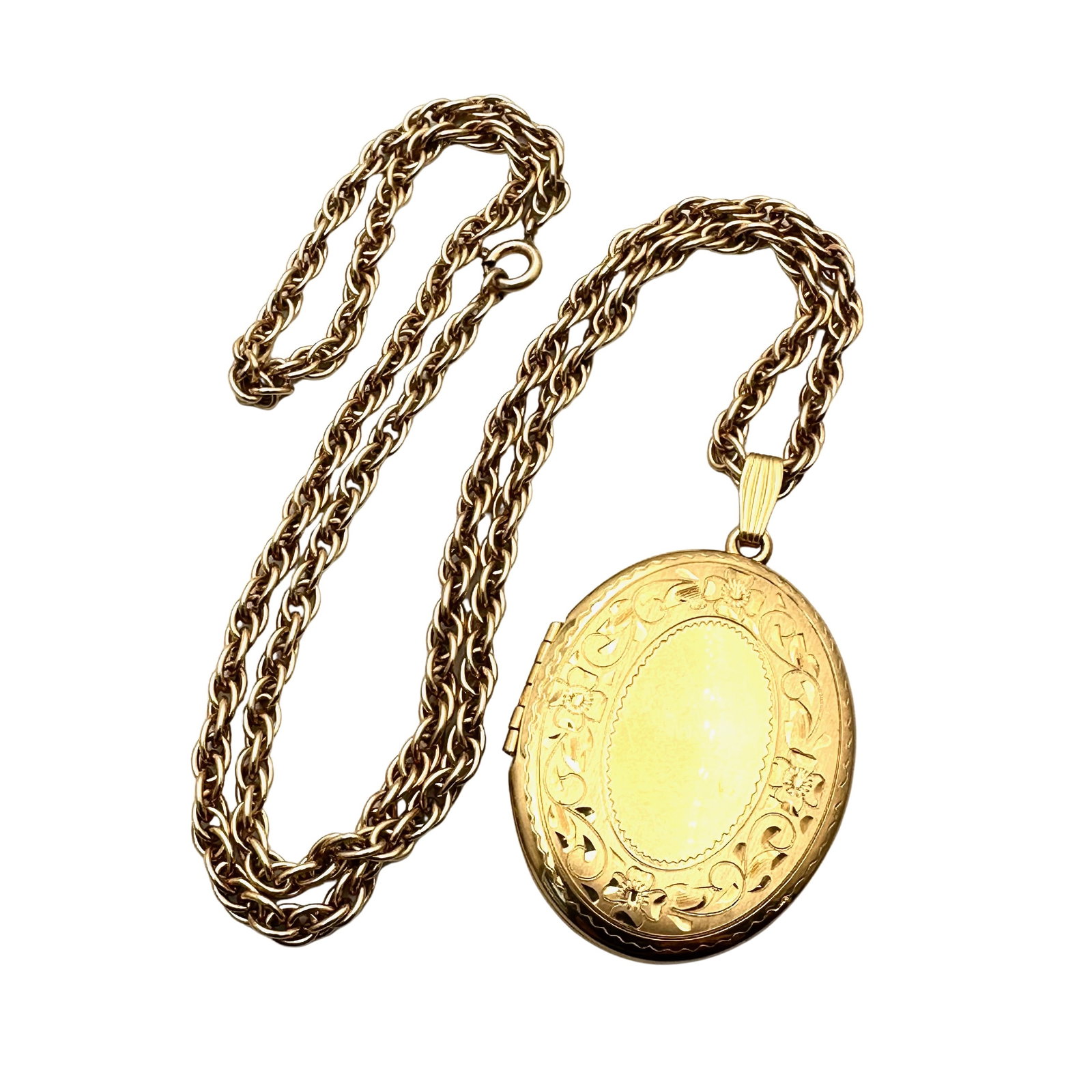 Gold Filled Picture Locket 24 Inch Chain 34 Grams: Gold Filled Picture Locket 24 Inch Chain 34 Grams