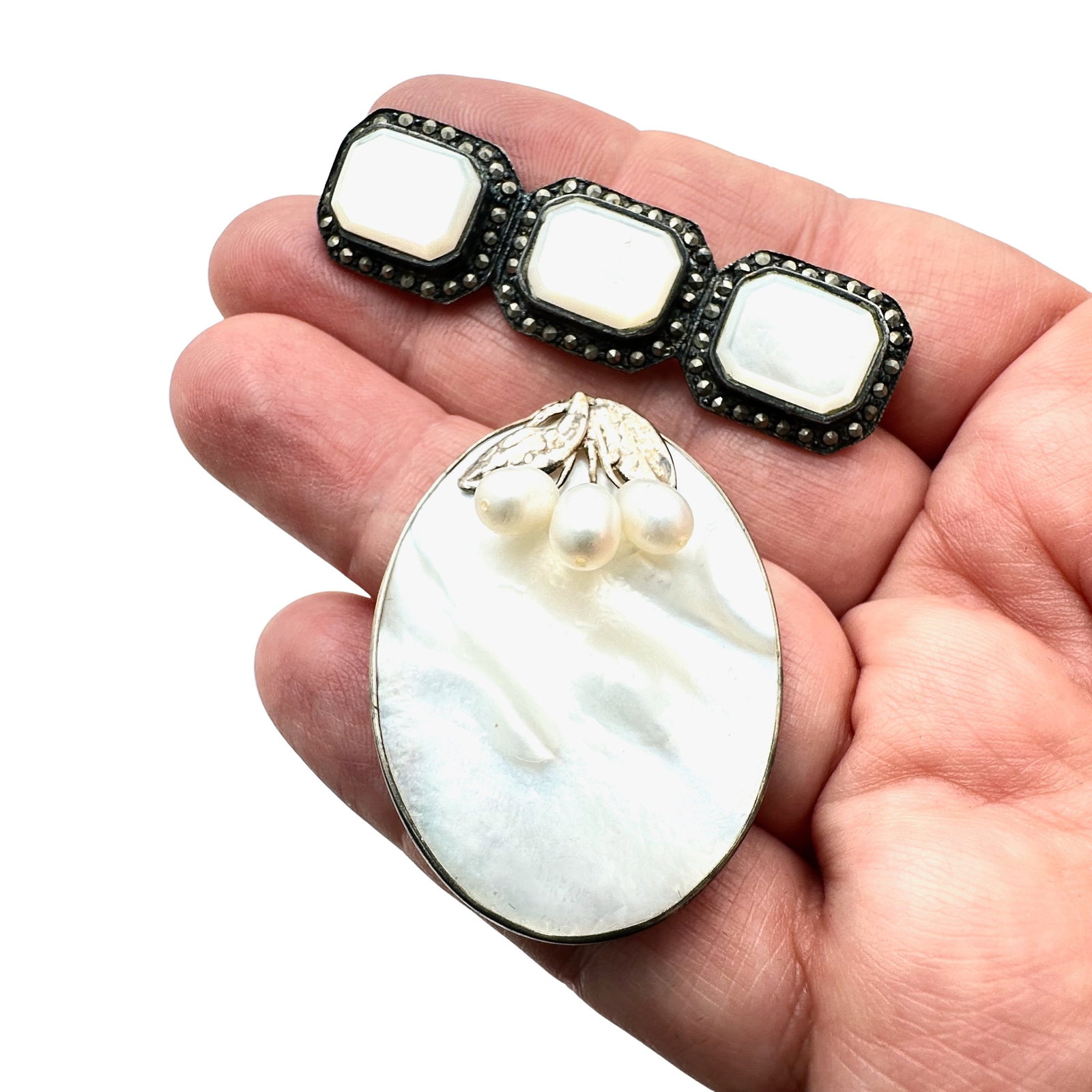 Group of Two Pearl Sterling Silver Brooches Pins: Group of Two Pearl Sterling Silver Brooches Pins