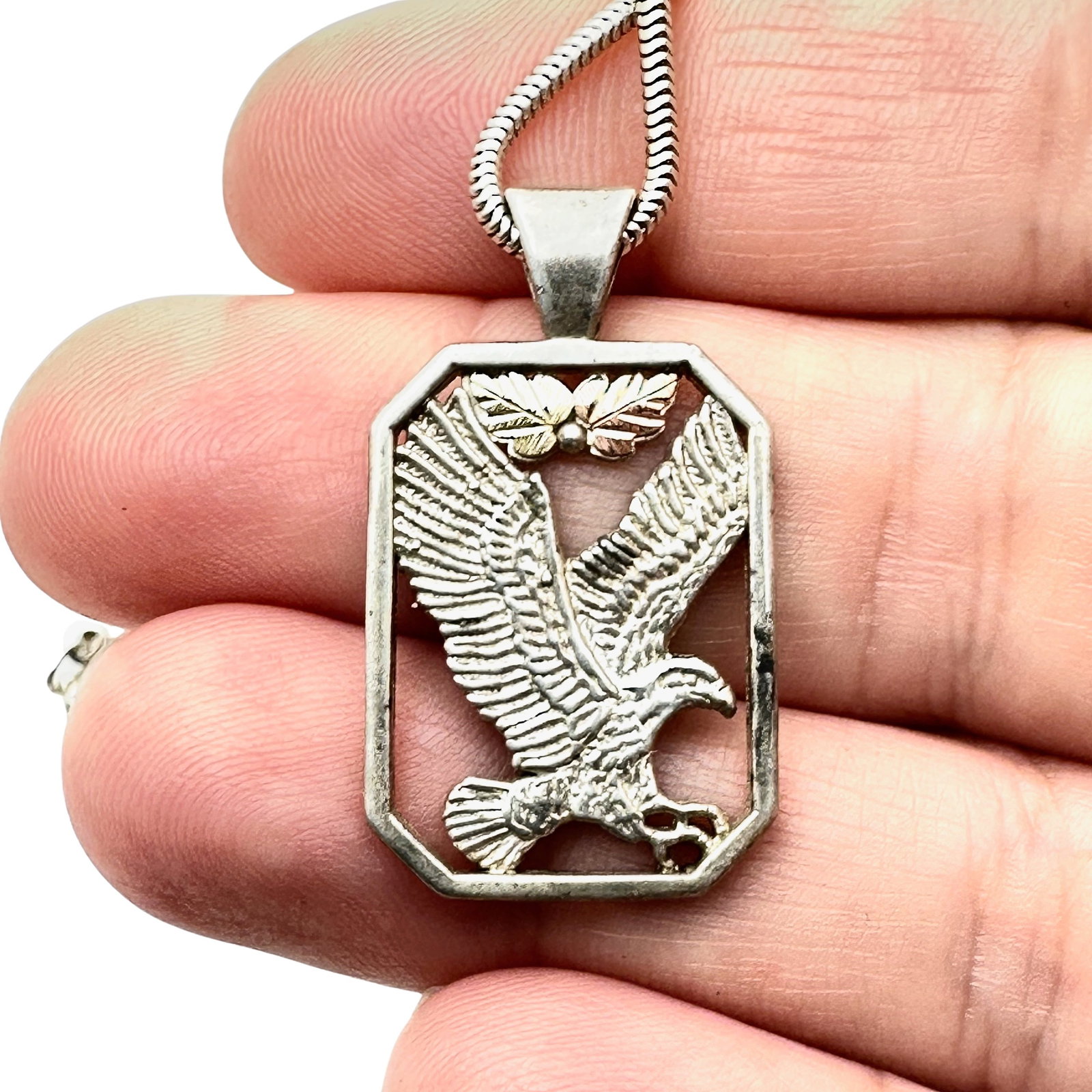Black Hills Gold 12k Gold Sterling Silver Eagle Pendant Necklace 20 Inch Chain: Black Hills Gold 12k Gold Sterling Silver Eagle Pendant Necklace 20 Inch Chain