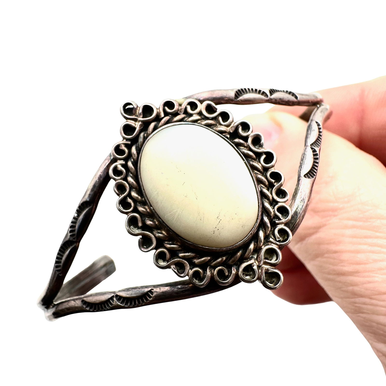 American Southwest Sterling Silver Pearl Cuff Bracelet Adjustable Size 13 Grams: American Southwest Sterling Silver Pearl Cuff Bracelet Adjustable Size 13 Grams