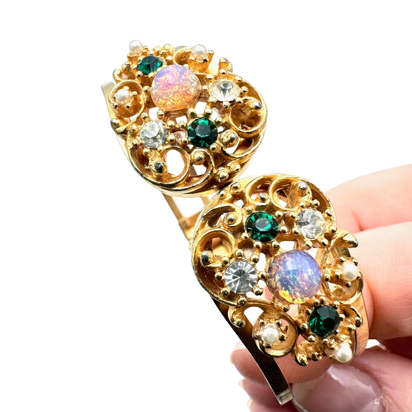 Vintage Multi Color Rhinestone Gold Tone Bracelet 6.5 Inch (1 of 3)