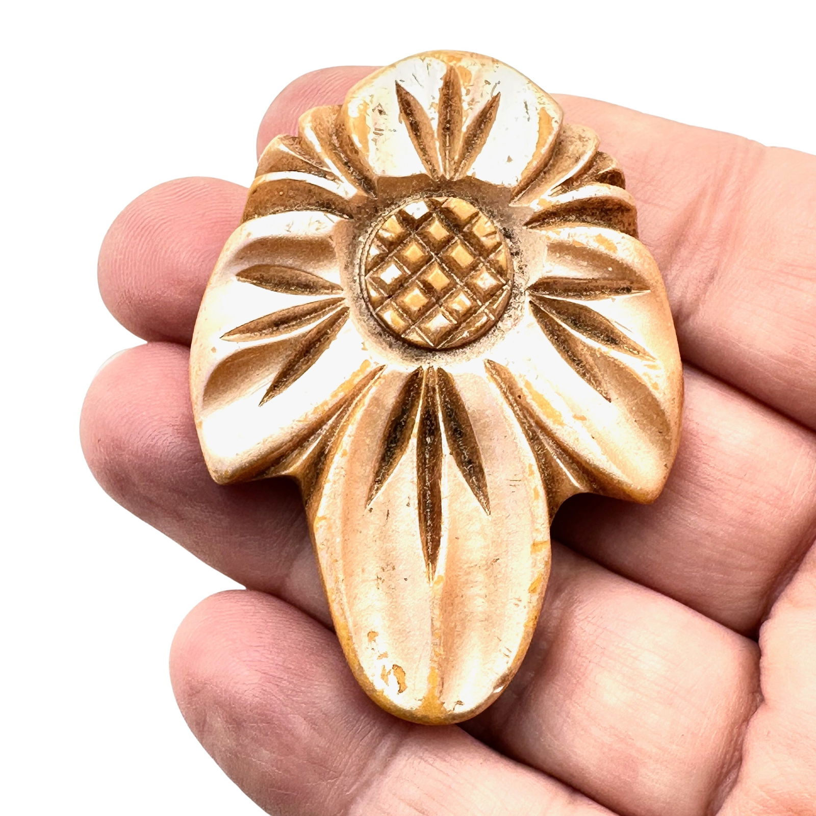 Vintage Bakelite Fur Clip Butterscotch Painted Front: Vintage Bakelite Fur Clip Butterscotch Painted Front