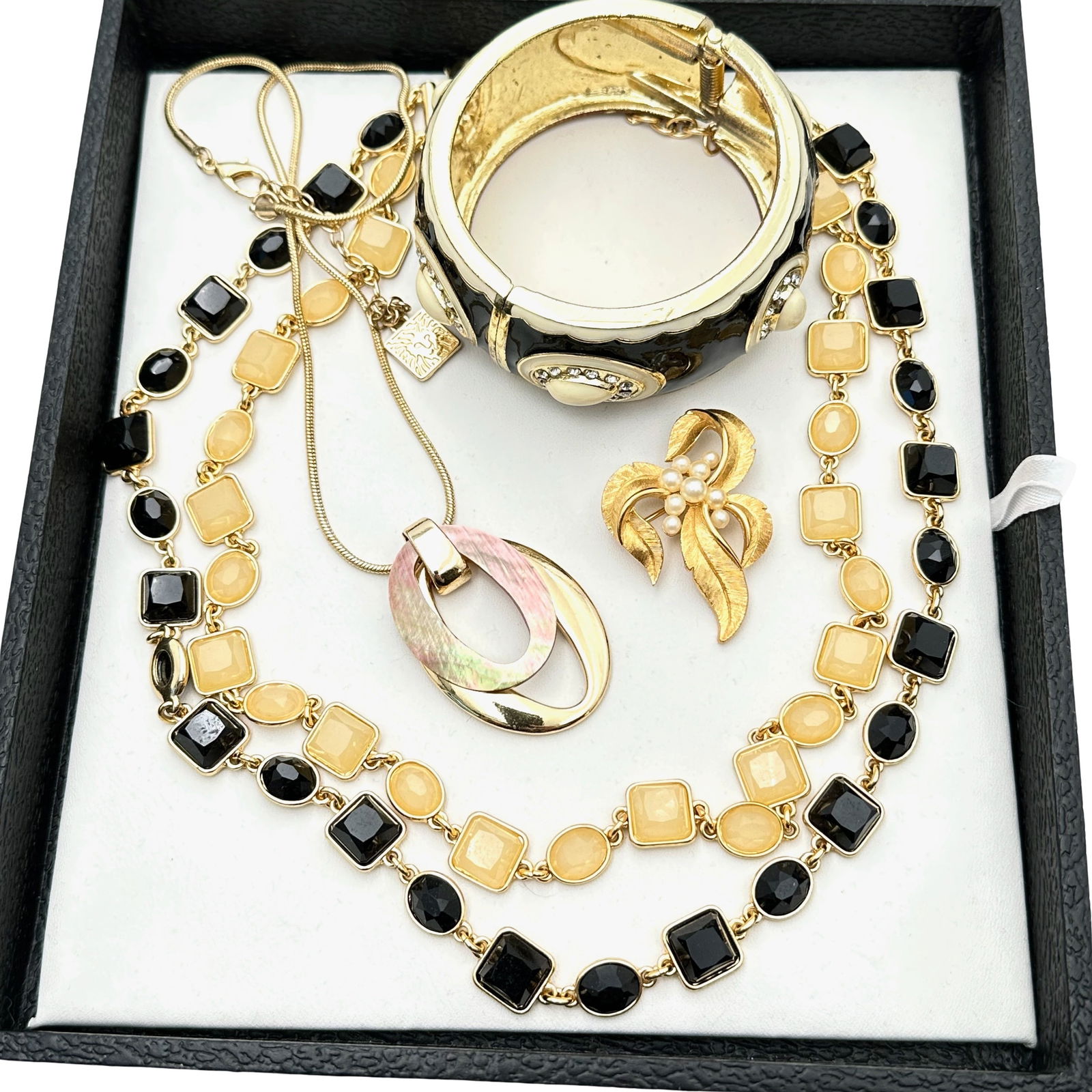 Jewelry Group Vintage Trifari Brooch Anne Klein Pendant Necklace Enamel Bracelet Talbots (1 of 3)