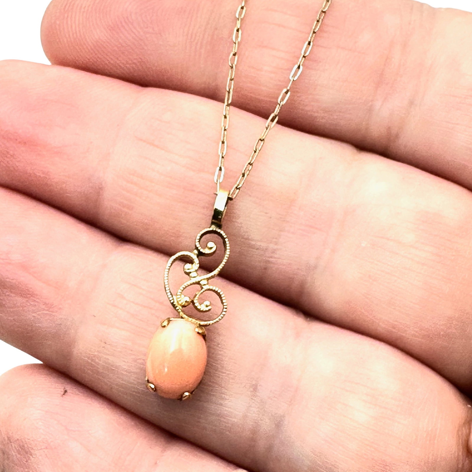 Vintage Gold Filled Angel Skin Coral Pendant Necklace 18 Inch Chain: Vintage Gold Filled Angel Skin Coral Pendant Necklace 18 Inch Chain