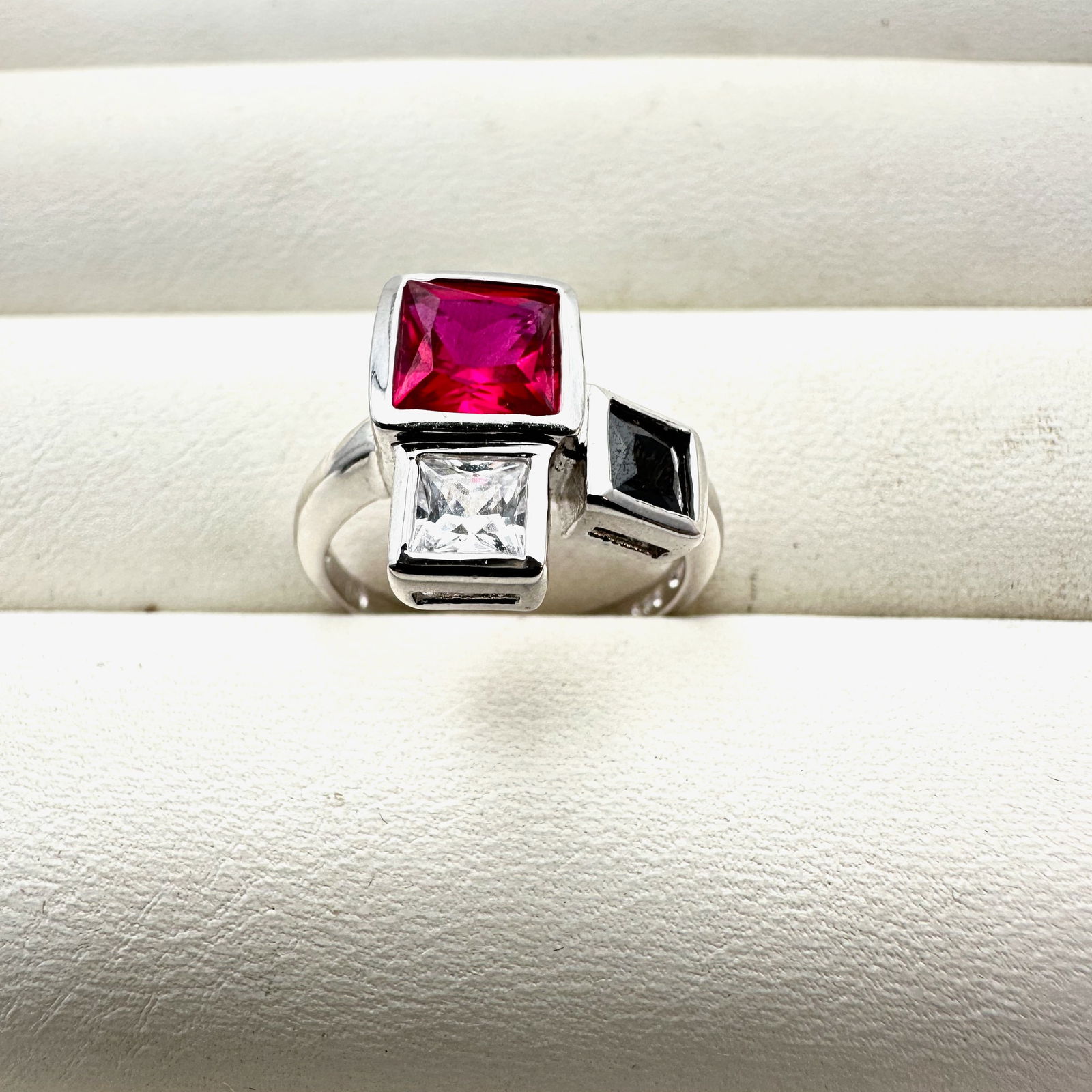 Sterling Silver Ruby Ring Size 6 (1 of 2)