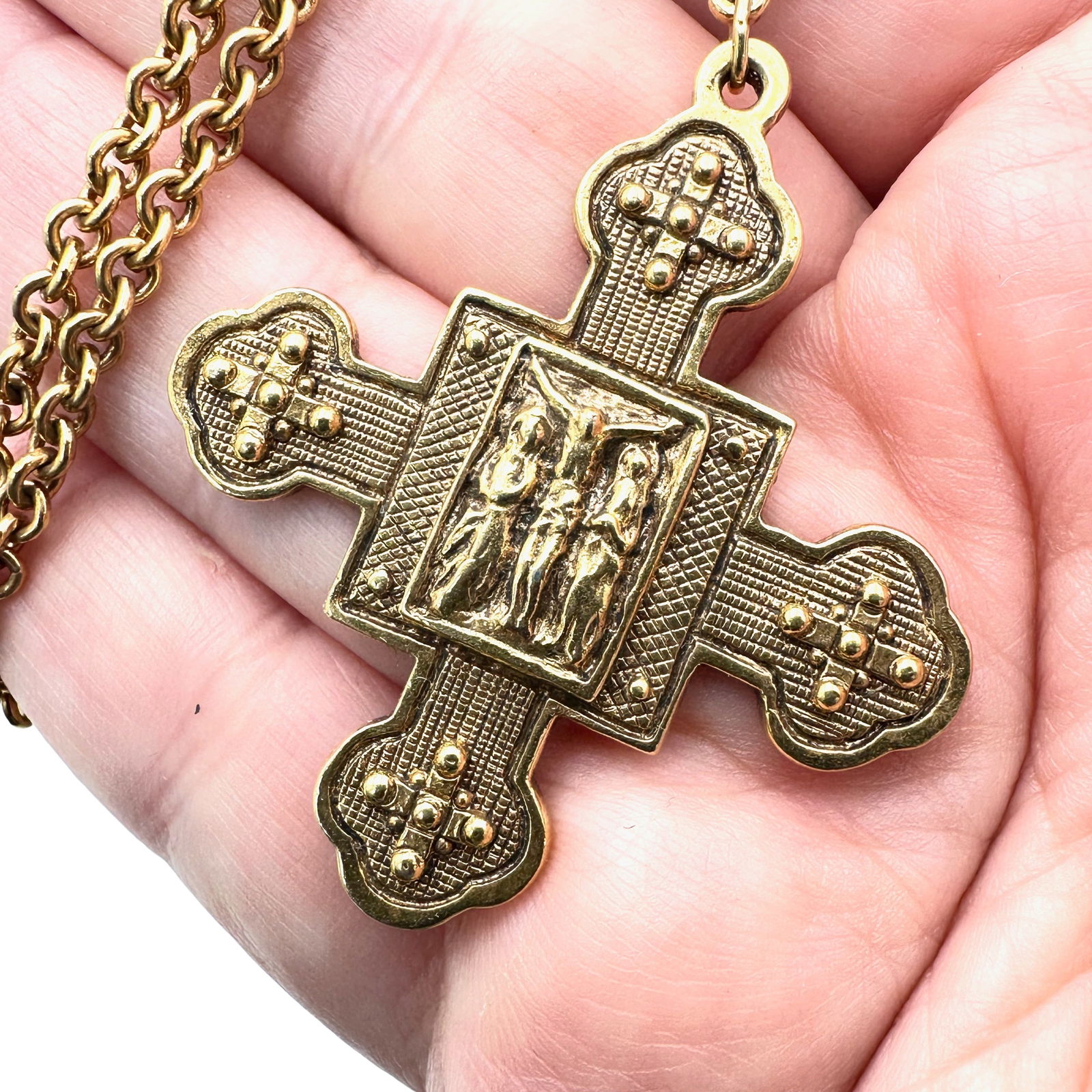 Vintage Vatican Library Collection Gold Tone Maltese Cross Pendant Necklace: Vintage Vatican Library Collection Gold Tone Maltese Cross Pendant Necklace