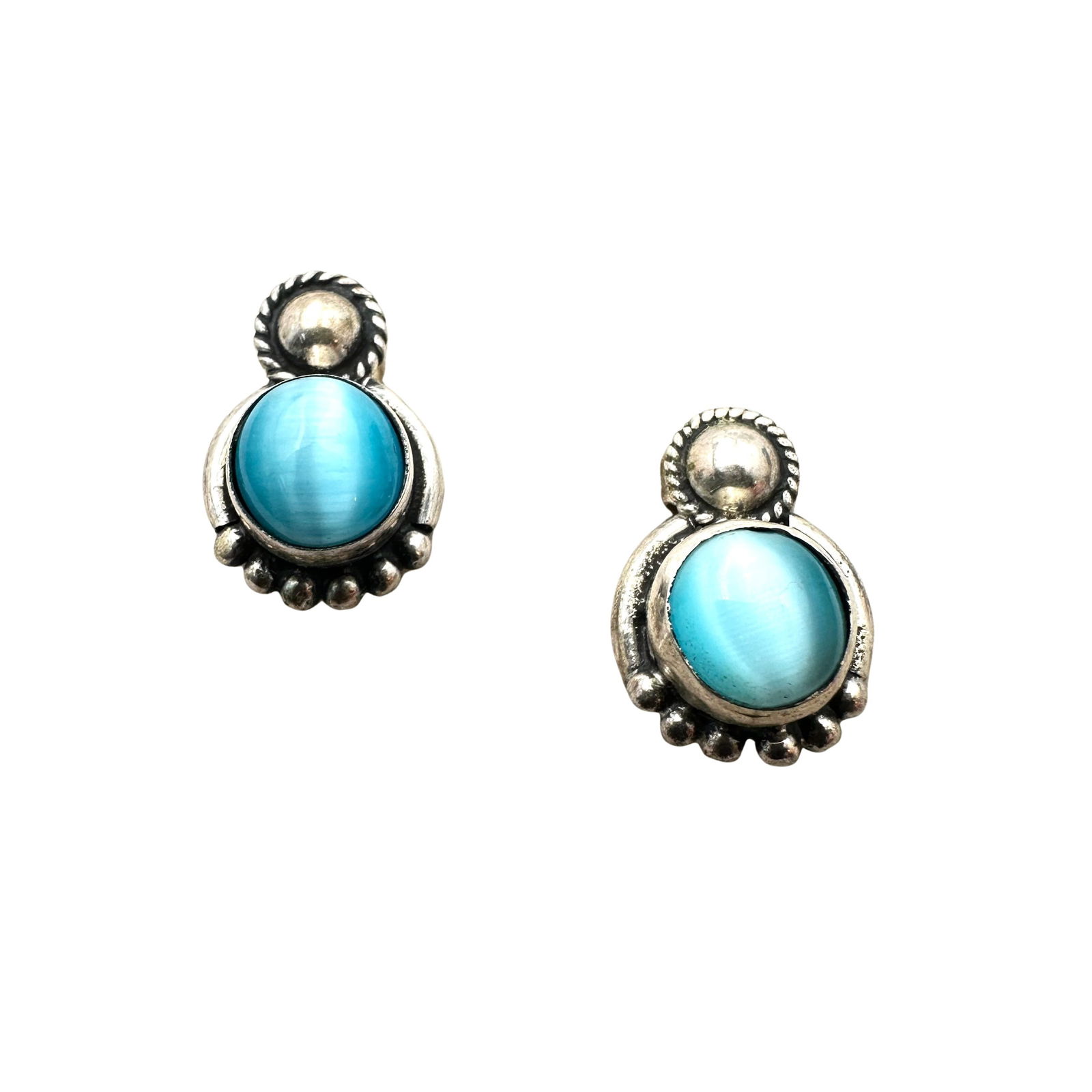 Blue Cats Eye Sterling Silver Pierced Stud Earrings Southwest Style (1 of 2)