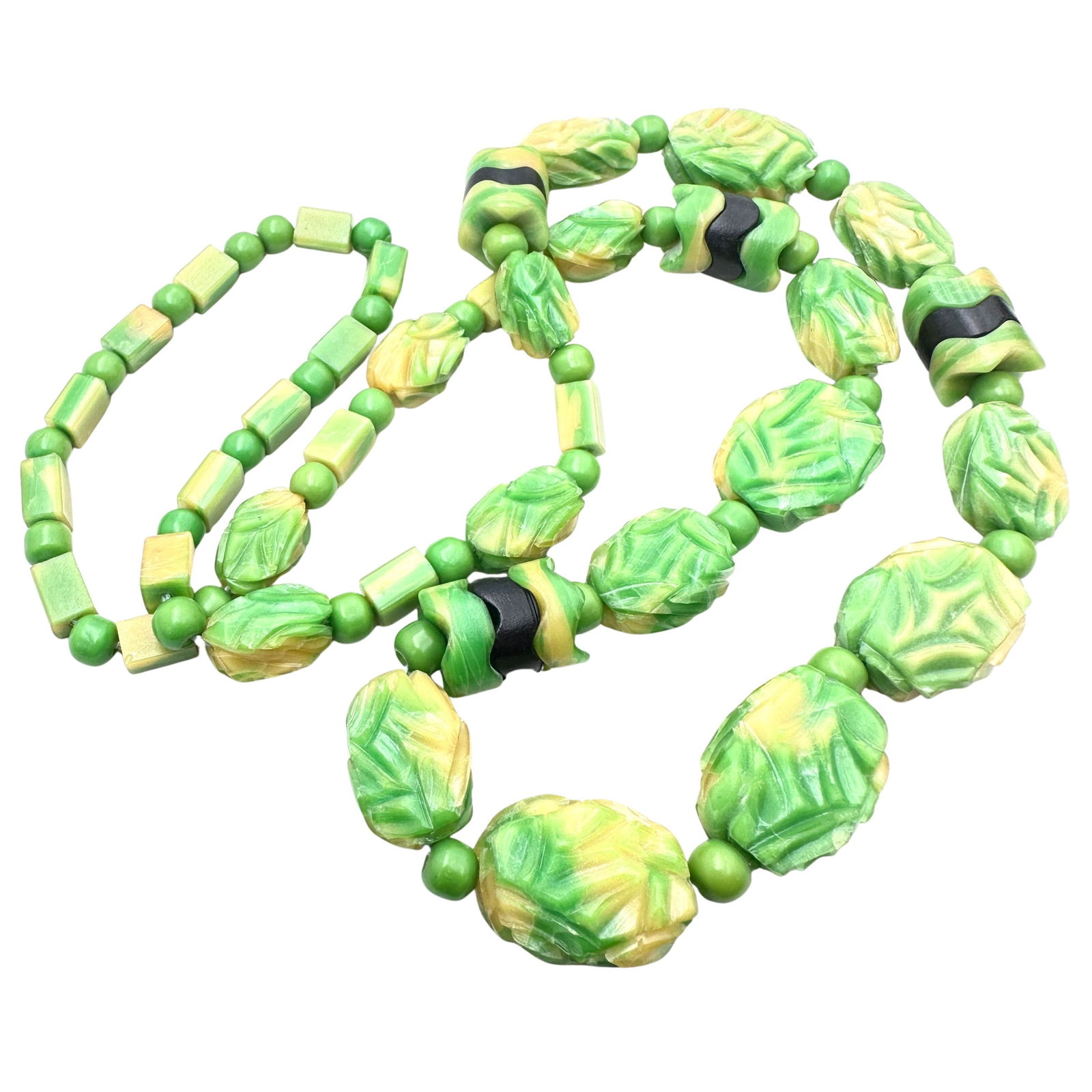 Vintage Carved Early Plastic Bead Necklace 30 Inch Length: Vintage Carved Early Plastic Bead Necklace 30 Inch Length