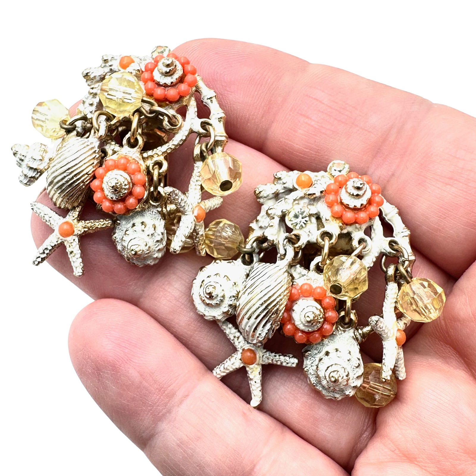 Vintage ART Aurthur Pepper Gold tone Sea Shell Clip Earrings (1 of 2)