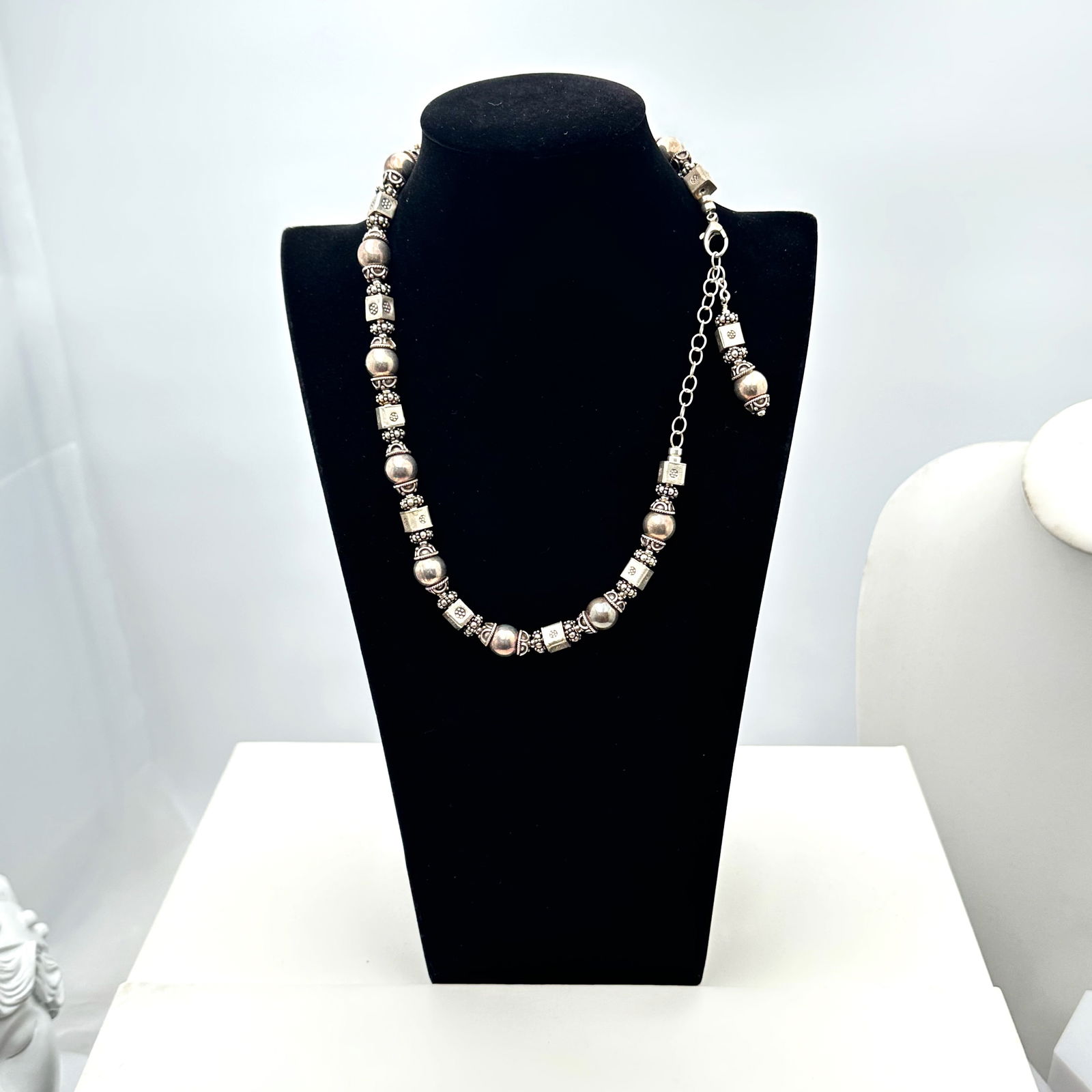 Sterling Silver Necklace 98 Grams Fancy Beads 18 Inch Length: Sterling Silver Necklace 98 Grams Fancy Beads 18 Inch Length