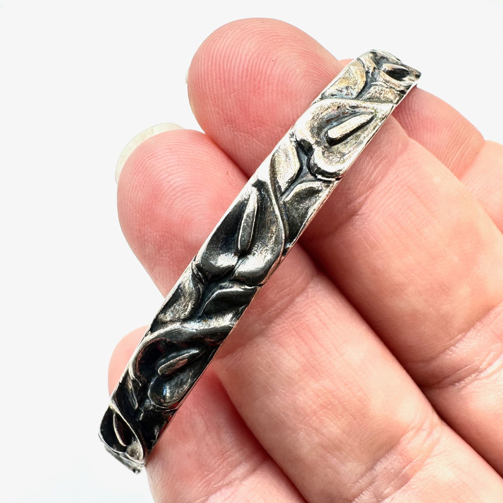 Vintage Danecraft Sterling Silver Floral Bangle Bracelet 7.75 Inch 17 Grams (1 of 2)