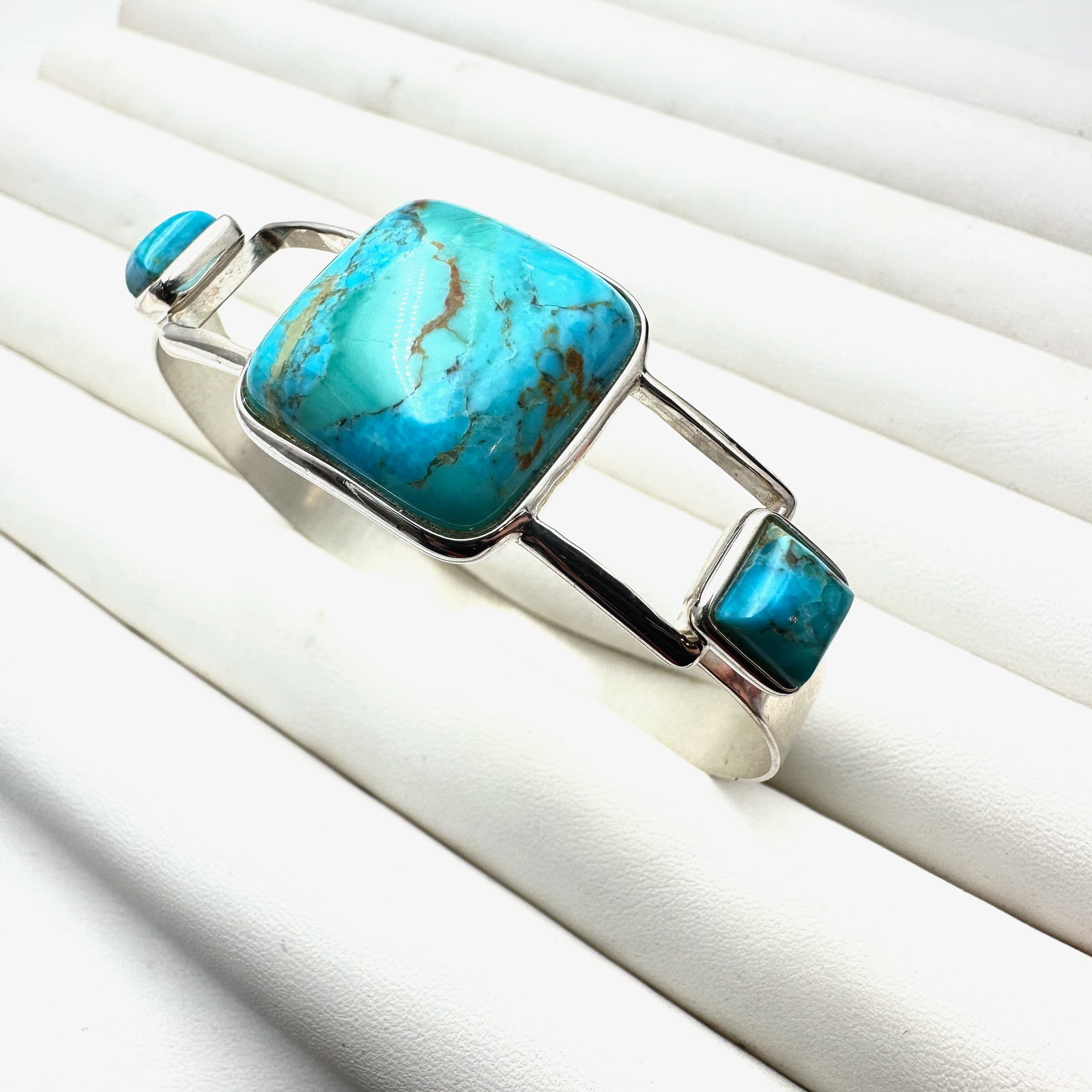 Jay King DTR Turquoise Sterling Silver Bracelet 7 Inch 25 Grams: Jay King DTR Turquoise Sterling Silver Bracelet 7 Inch 25 Grams