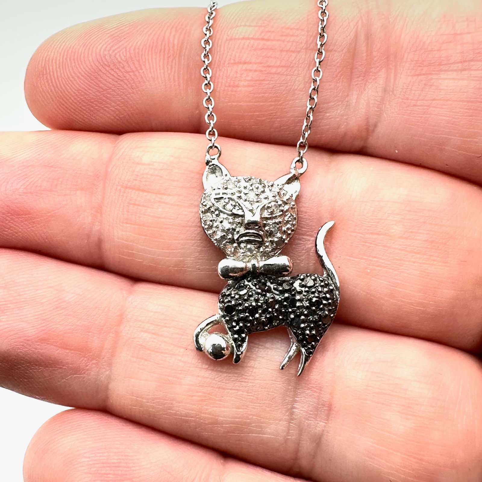 Diamond Sterling Silver Cat Pendant Necklace 16 Inch Chain (1 of 2)