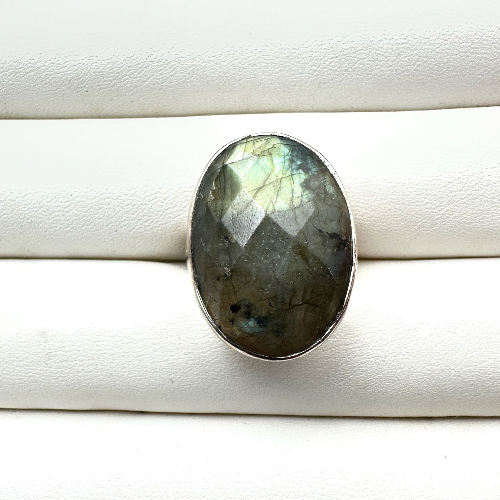 Chunky Sterling Silver Labradorite Gemstone Ring 16 Grams Size 7 (1 of 2)