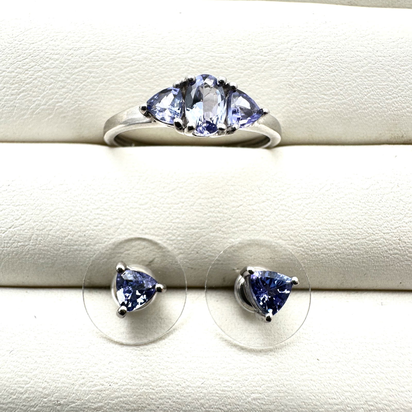 Purple Tanzanite Ring Size 10 Stud Pierced Earrings Set: Purple Tanzanite Ring Size 10 Stud Pierced Earrings Set