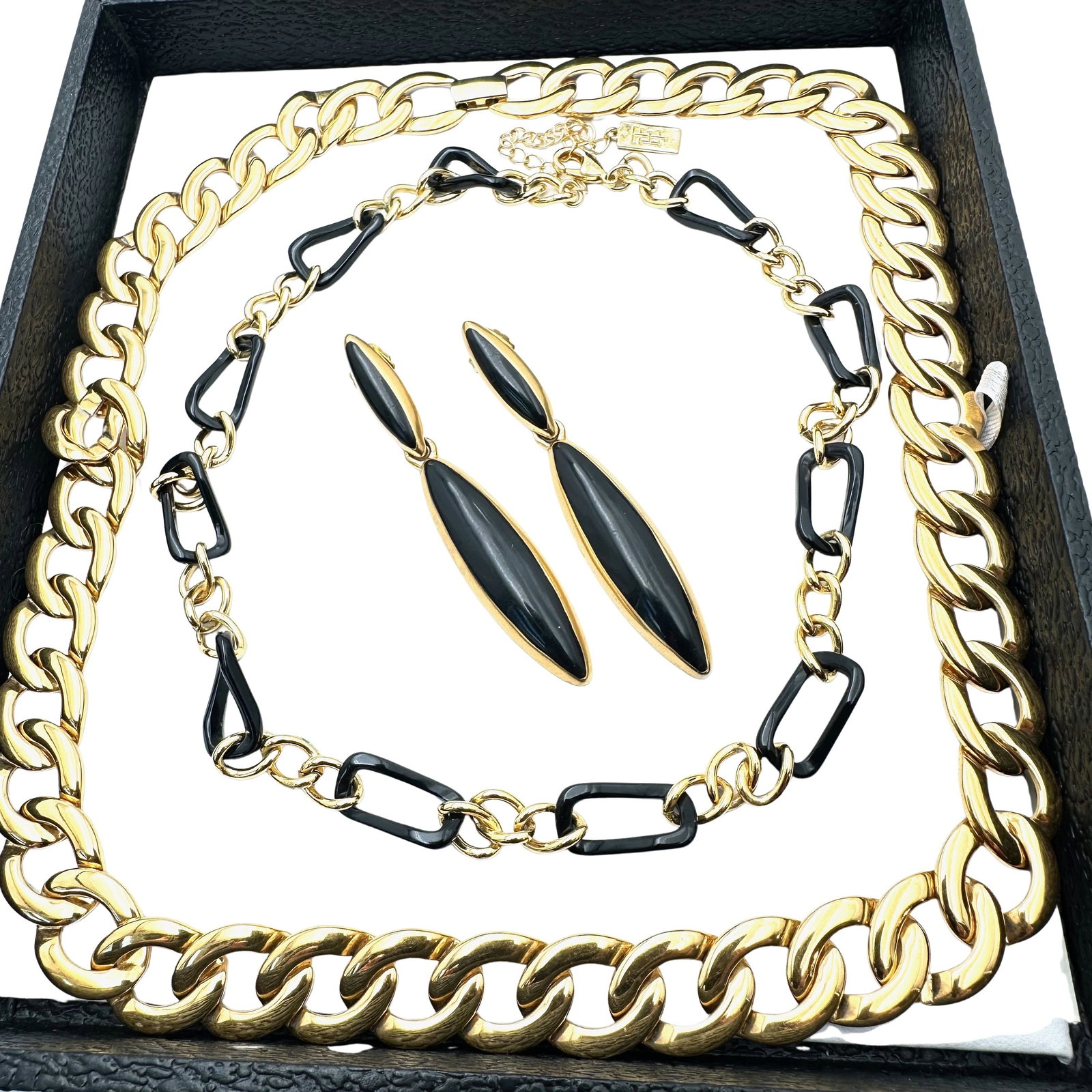 Vintage Jewelry Group Napier Necklace Black Enamel Chandelier Earrings: Vintage Jewelry Group Napier Necklace Black Enamel Chandelier Earrings