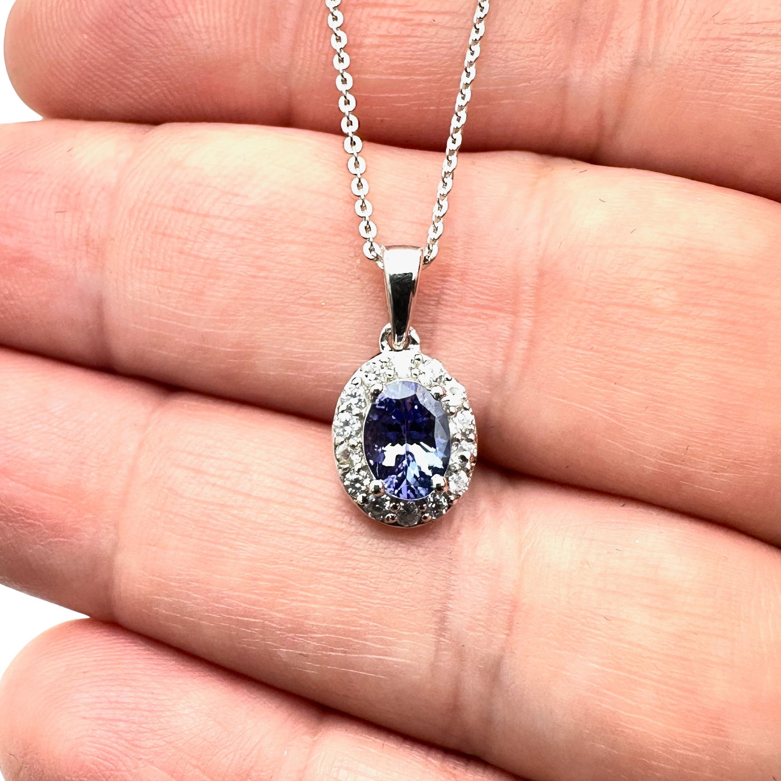 Purple Tanzanite Sterling silver Pendant Necklace 20 Inch Chain: Purple Tanzanite Sterling silver Pendant Necklace 20 Inch Chain