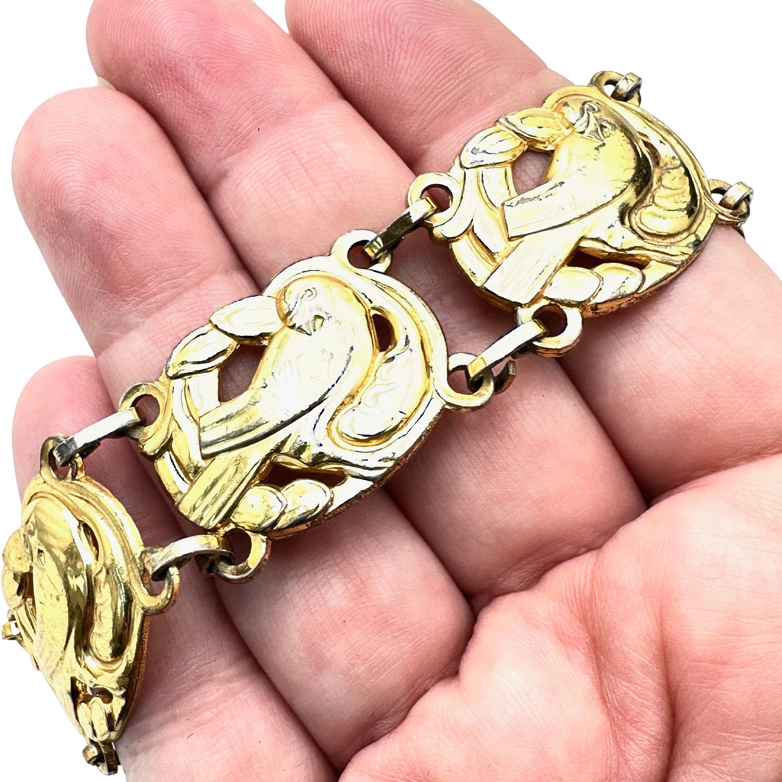 Older Vintage Coro Gold Tone Bird Panel Bracelet 7.5 Inch: Older Vintage Coro Gold Tone Bird Panel Bracelet 7.5 Inch