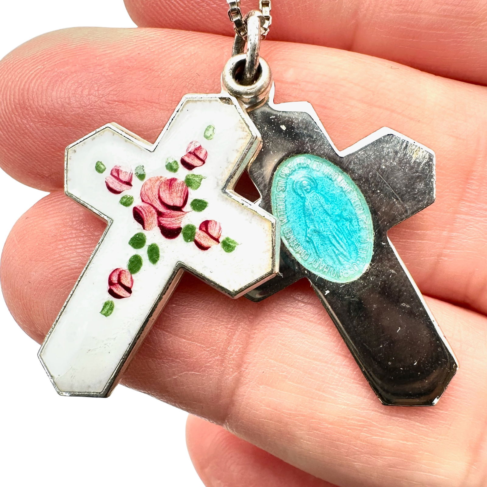 Vintage Guilloche Enamel Cross Sterling Silver Pendant Necklace 19 Inch Chain: Vintage Guilloche Enamel Cross Sterling Silver Pendant Necklace 19 Inch Chain