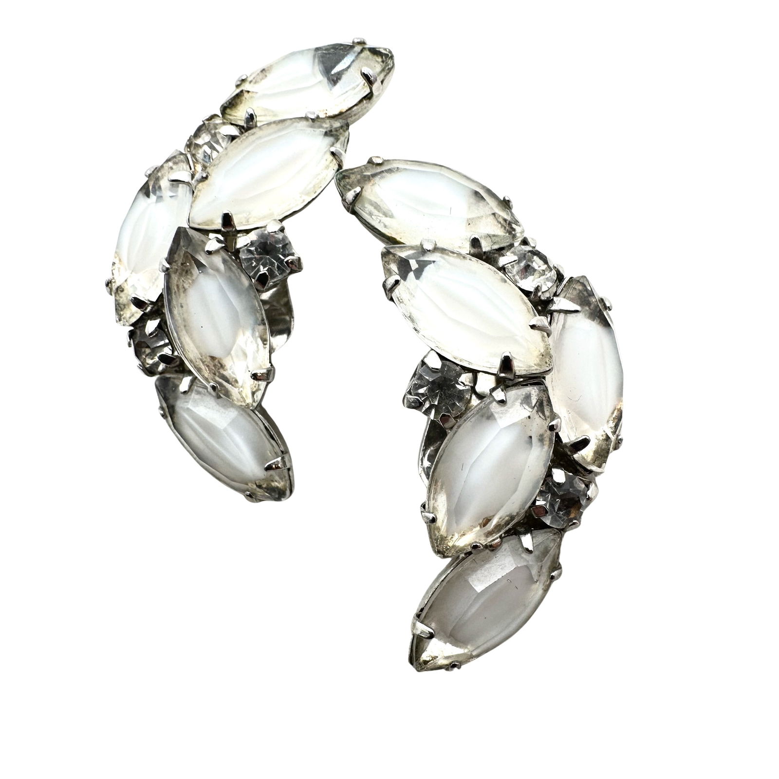Vintage Kramer White Givre Glass Rhinestone Silver Tone Clip Earrings Pristine Condition (1 of 2)