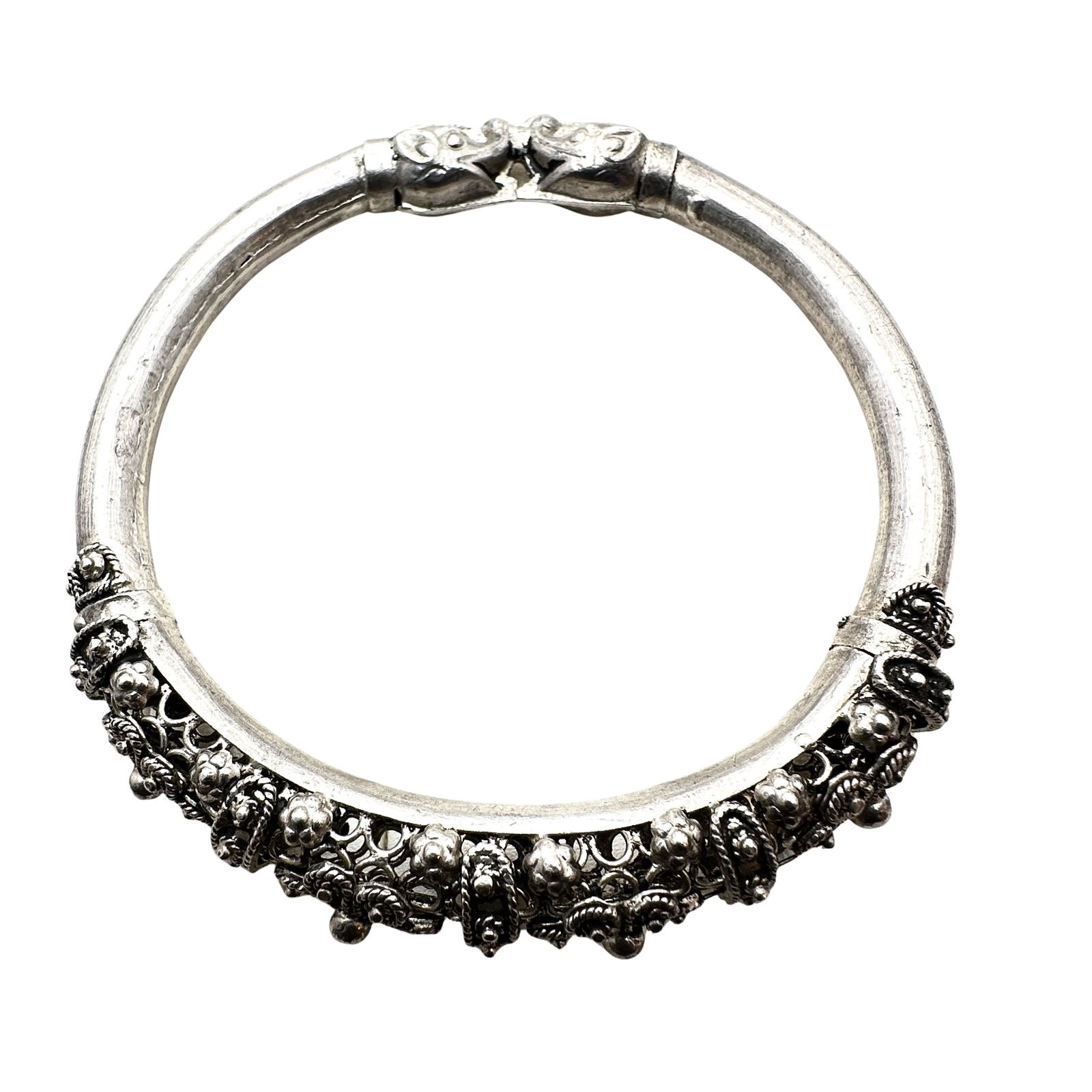 Vintage Asian Export Elephant Design Filigree Bangle Bracelet 23 Grams 7 Inch (1 of 2)