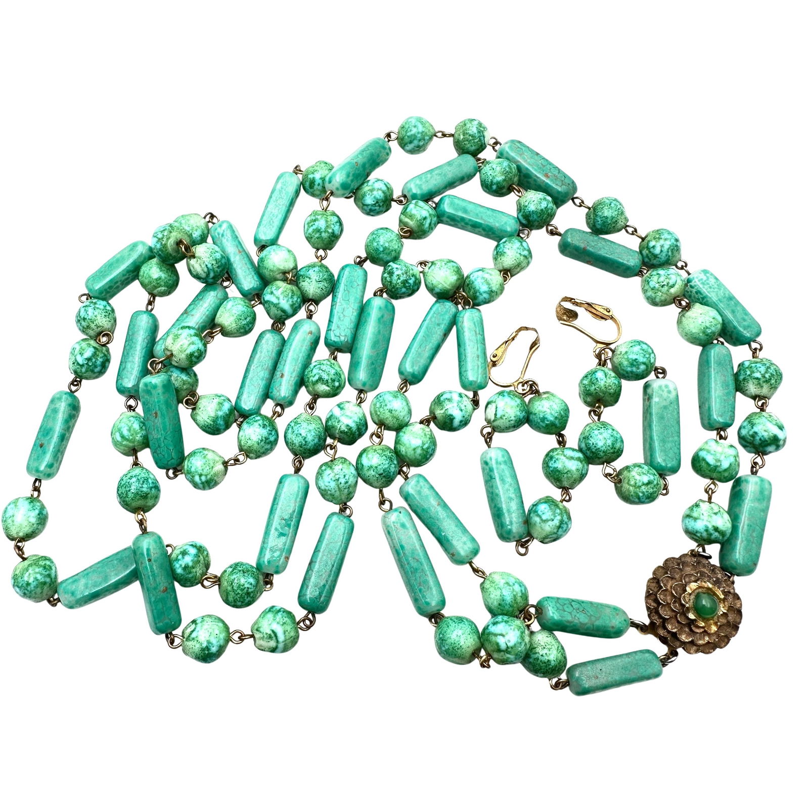 Vintage Peking Green Glass Antiqued Gold Tone 28 Inch Necklace Earrings Set: Vintage Peking Green Glass Antiqued Gold Tone 28 Inch Necklace Earrings Set