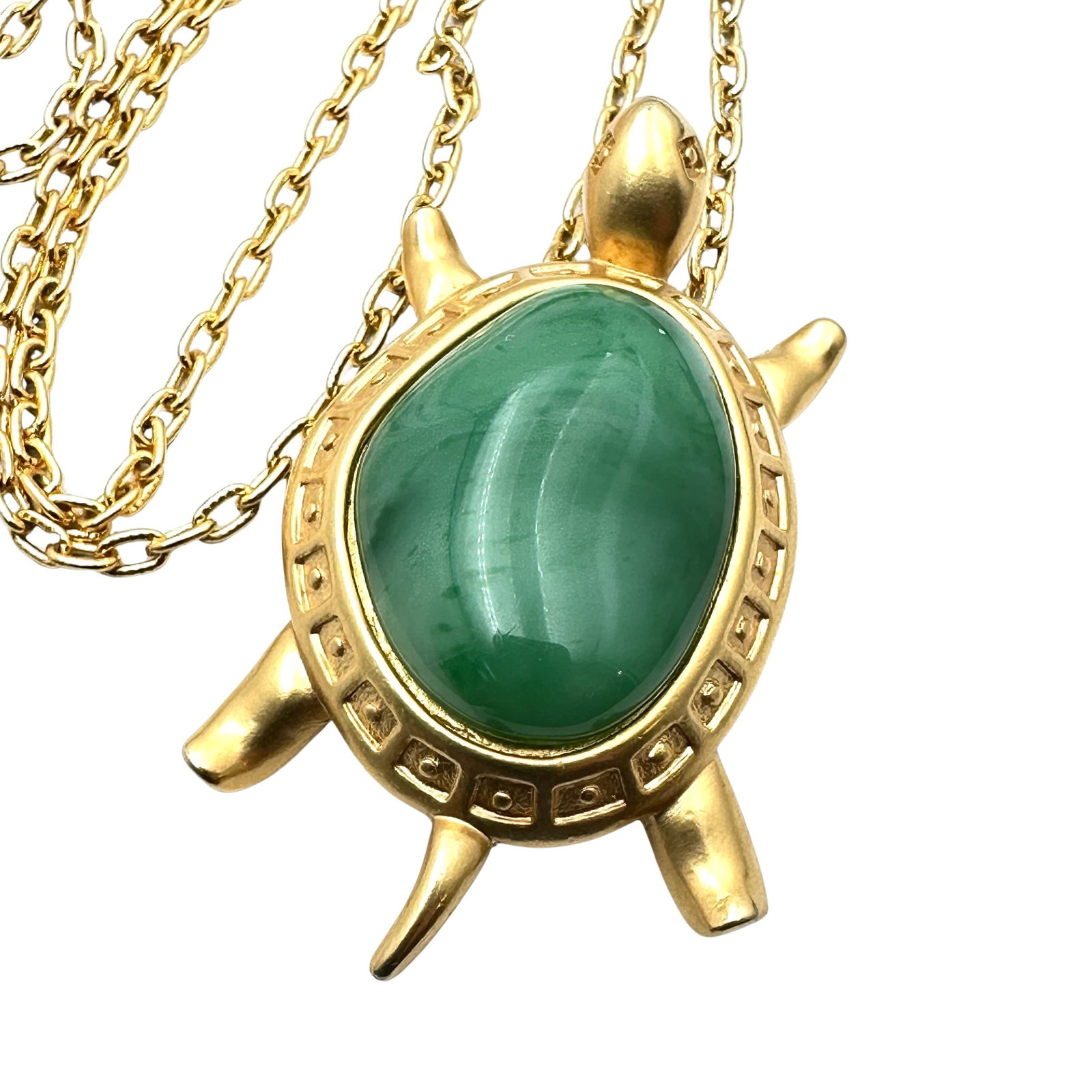 Vintage Matte Gold Tone Green Glass Turtle Pin Pendant Necklace 22 Inch: Vintage Matte Gold Tone Green Glass Turtle Pin Pendant Necklace 22 Inch