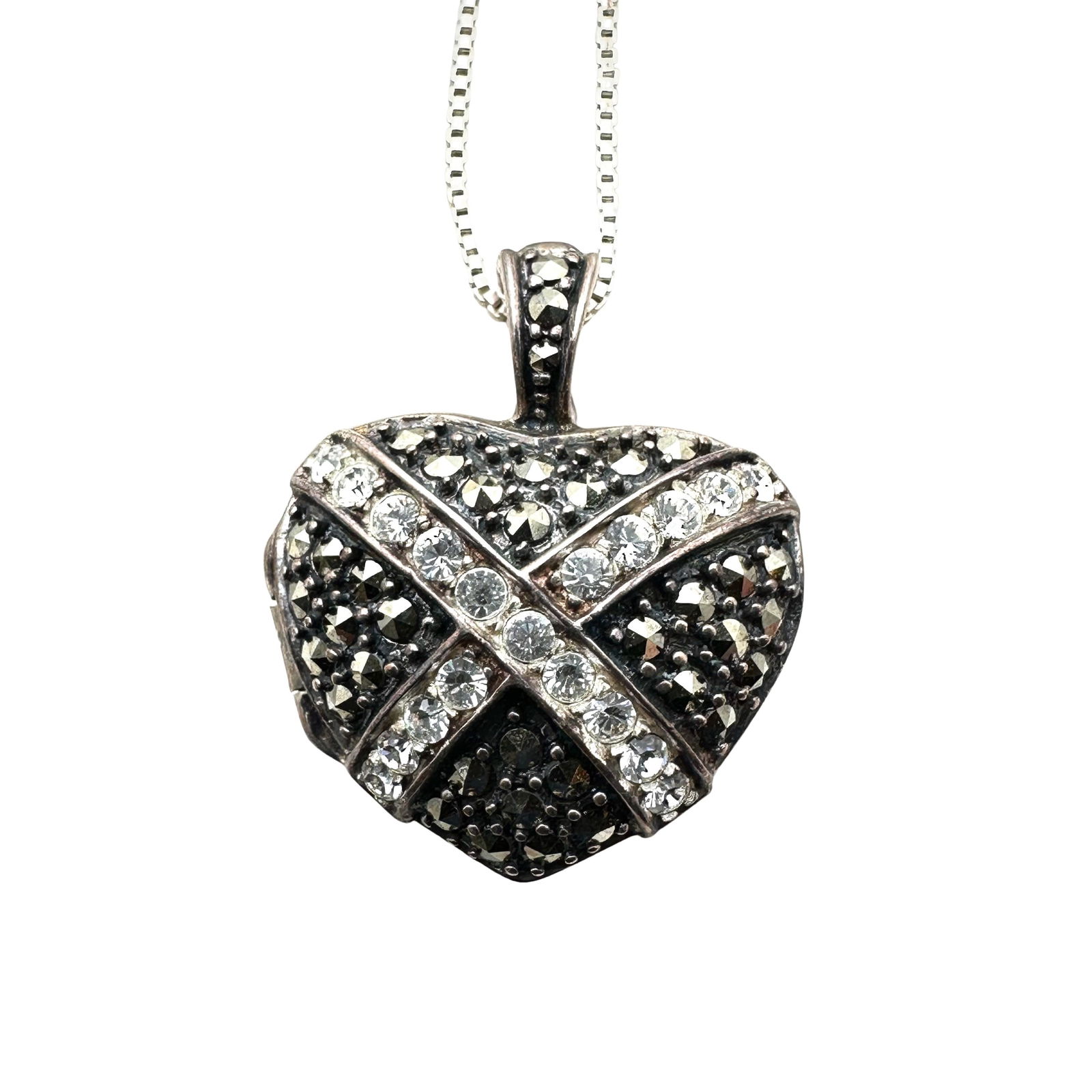 Vintage Marcasite Sterling Silver Heart Locket Pendant Necklace 18 Inch Chain: Vintage Marcasite Sterling Silver Heart Locket Pendant Necklace 18 Inch Chain