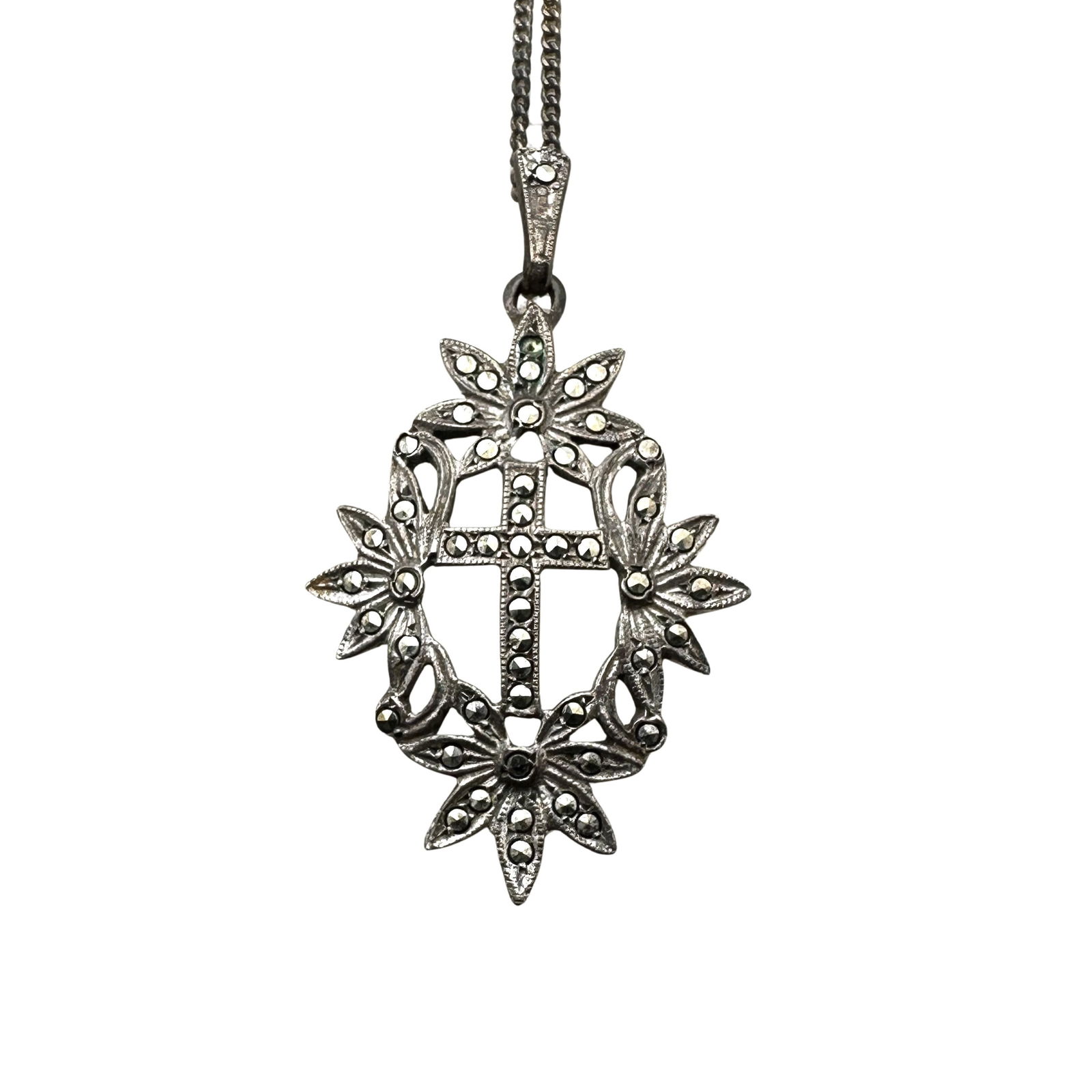 Vintage Marcasite Cross Pendant Sterling Silver Necklace 18 Inch Chain: Vintage Marcasite Cross Pendant Sterling Silver Necklace 18 Inch Chain