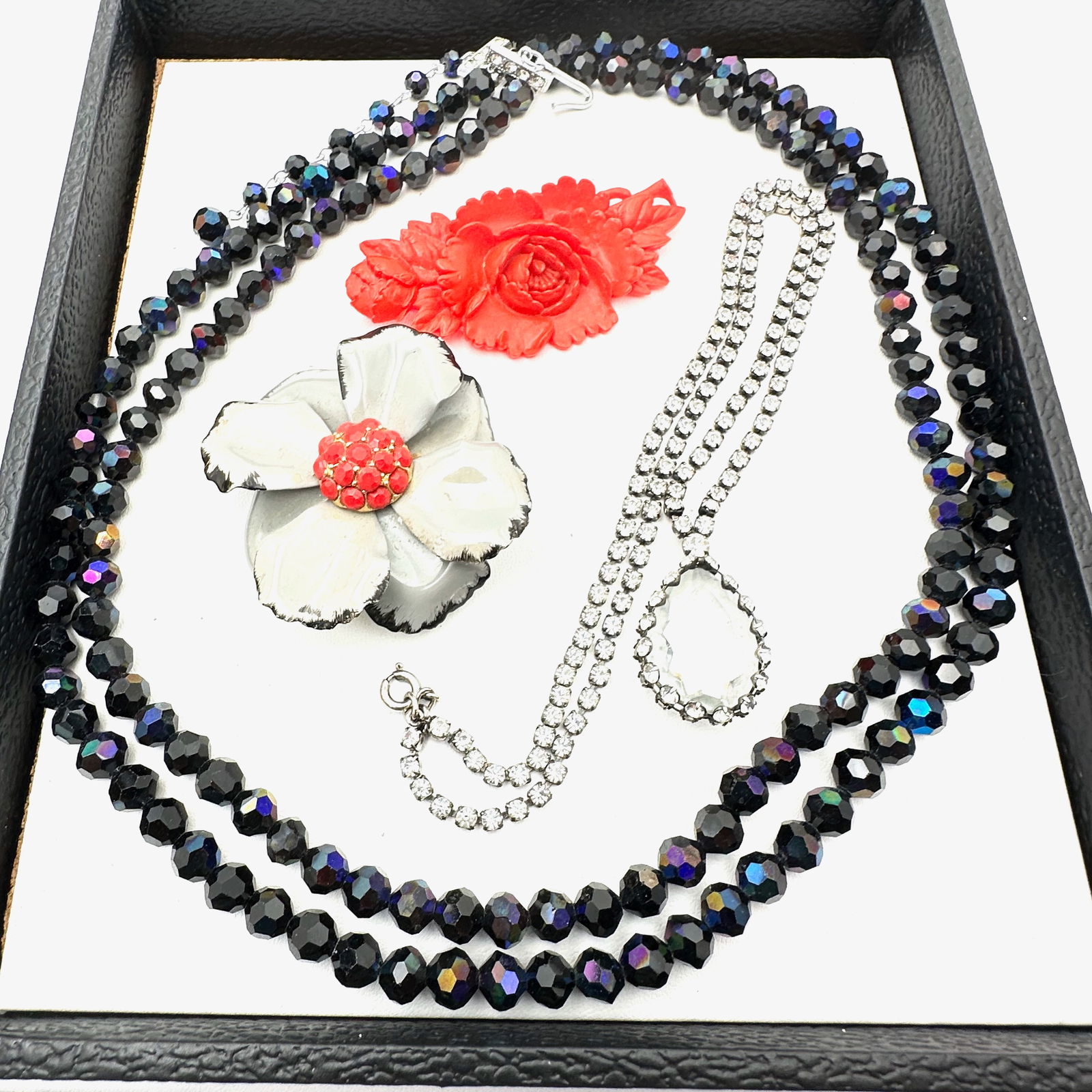 Vintage Group Jewelry Glass Beads Rhinestone Necklace Enamel Brooch Early Plastic Flower Brooch (1 of 2)