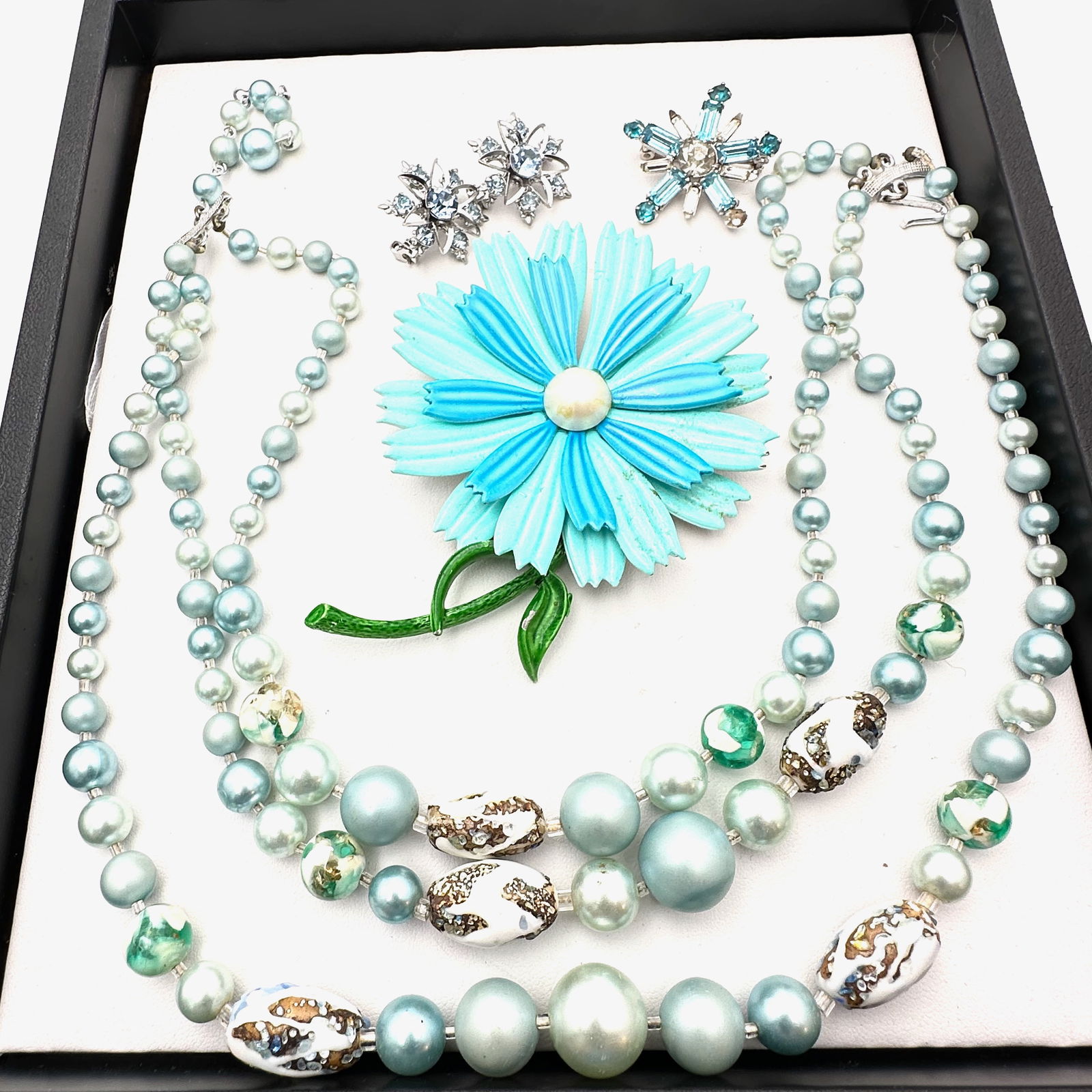 Vintage Jewelry Group Blue Art Glass Three Strand Necklace Enamel Flower Brooch Rhinestone Brooches (1 of 2)