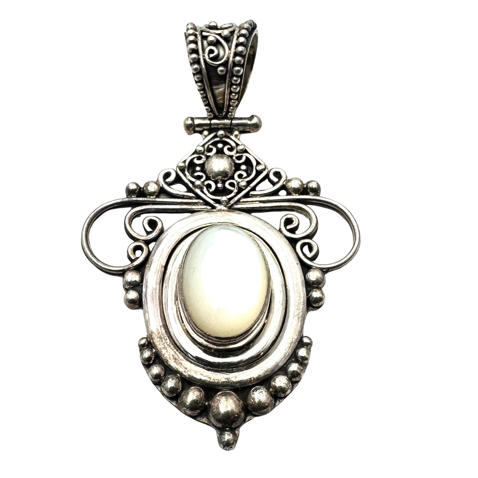 Indonesian Designer Suarti Mother of Pearl Sterling Silver Pendant 3 Inch 27 Grams: Indonesian Designer Suarti Mother of Pearl Sterling Silver Pendant 3 Inch 27 Grams