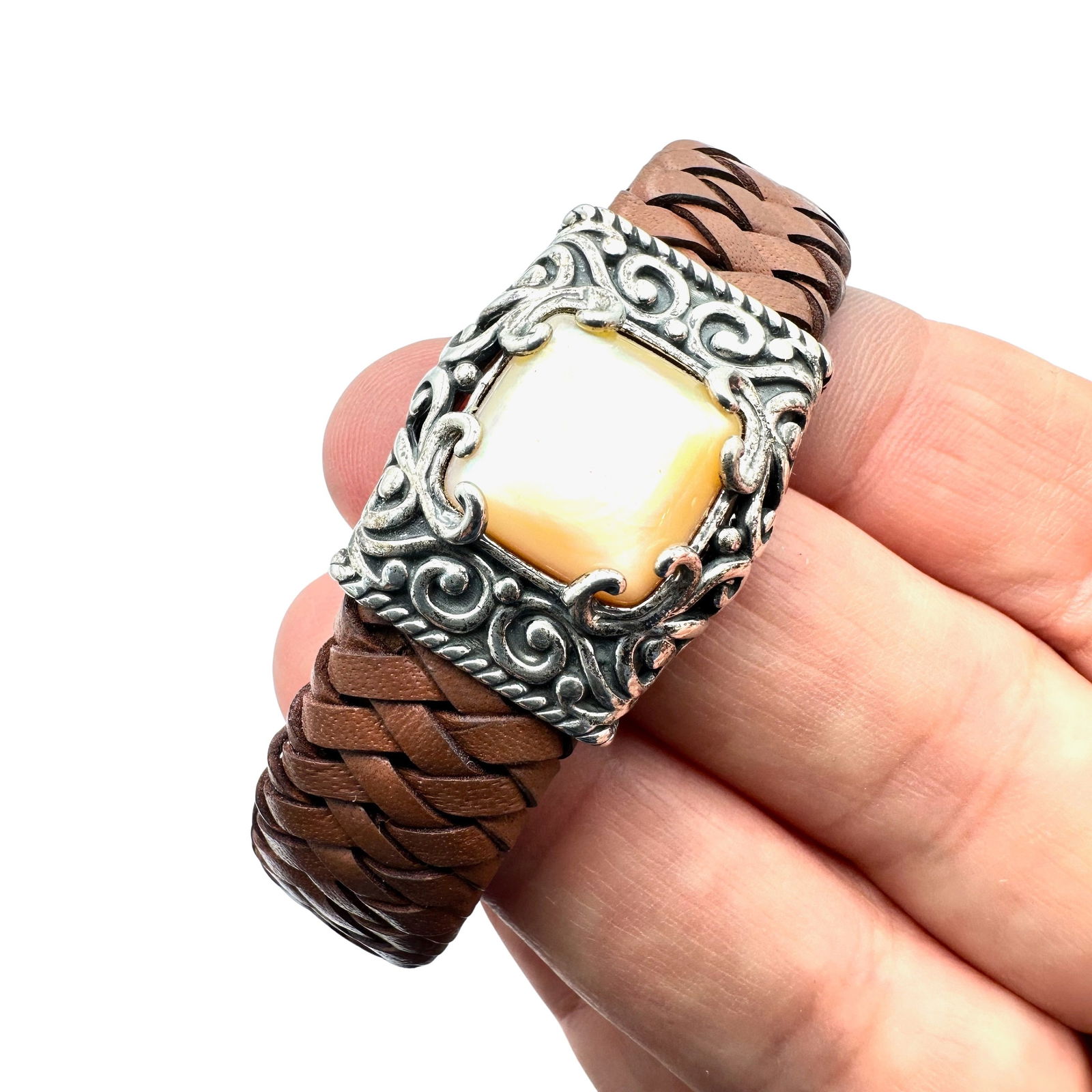 Mother of Pearl Brown Leather Sterling Silver Bracelet 7 Inch Length: Mother of Pearl Brown Leather Sterling Silver Bracelet 7 Inch Length