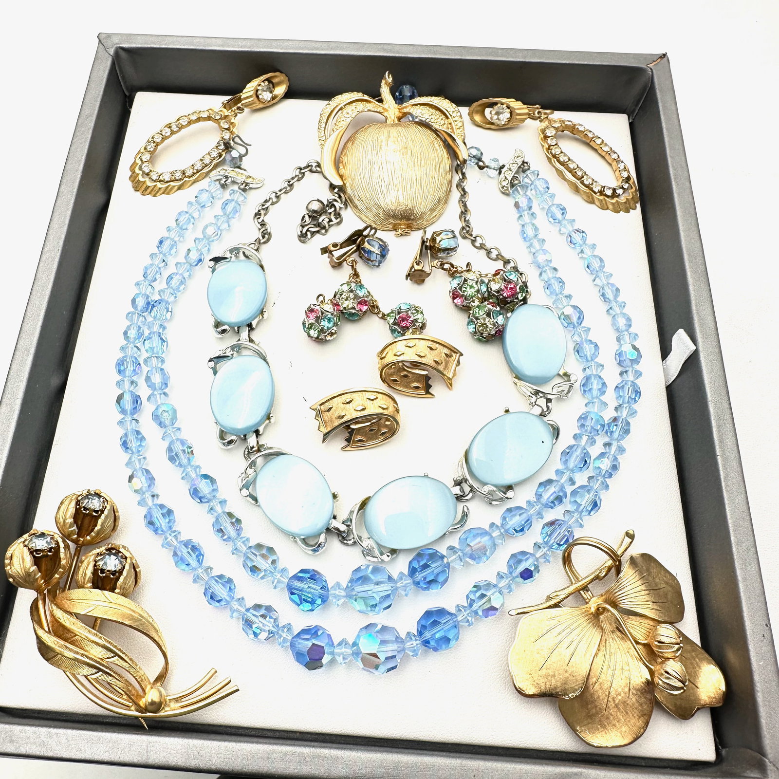 Vintage Jewelry Group Blue Aurora Borealis Necklace Crystal Ball Earrings Gold Tone Brooches: Vintage Jewelry Group Blue Aurora Borealis Necklace Crystal Ball Earrings Gold Tone Brooches Earrings