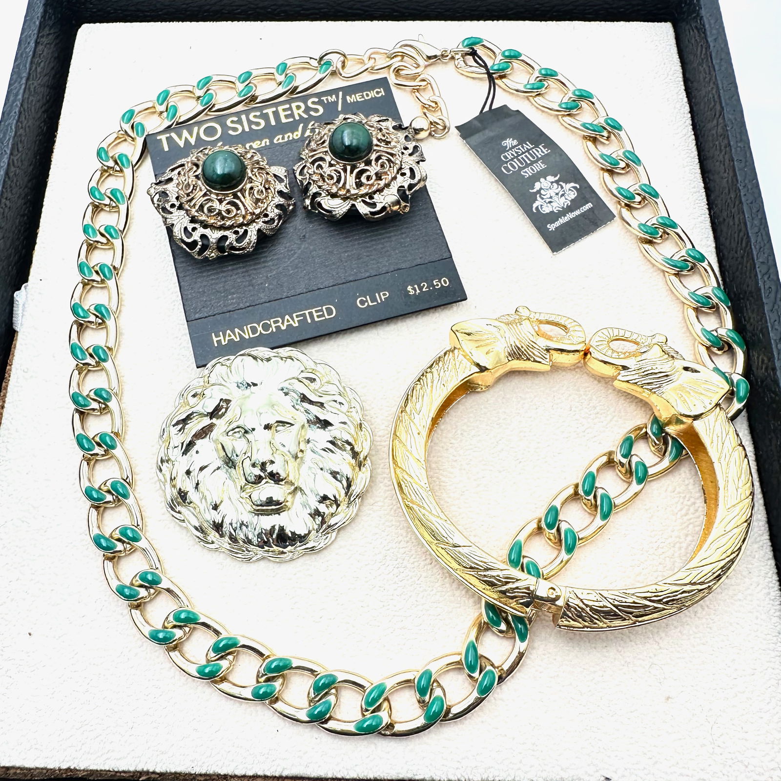 Vintage Jewelry Group Two Sisters Earrings Lion Brooch Elephant Bracelet Green Enamel Necklace Gold (1 of 2)