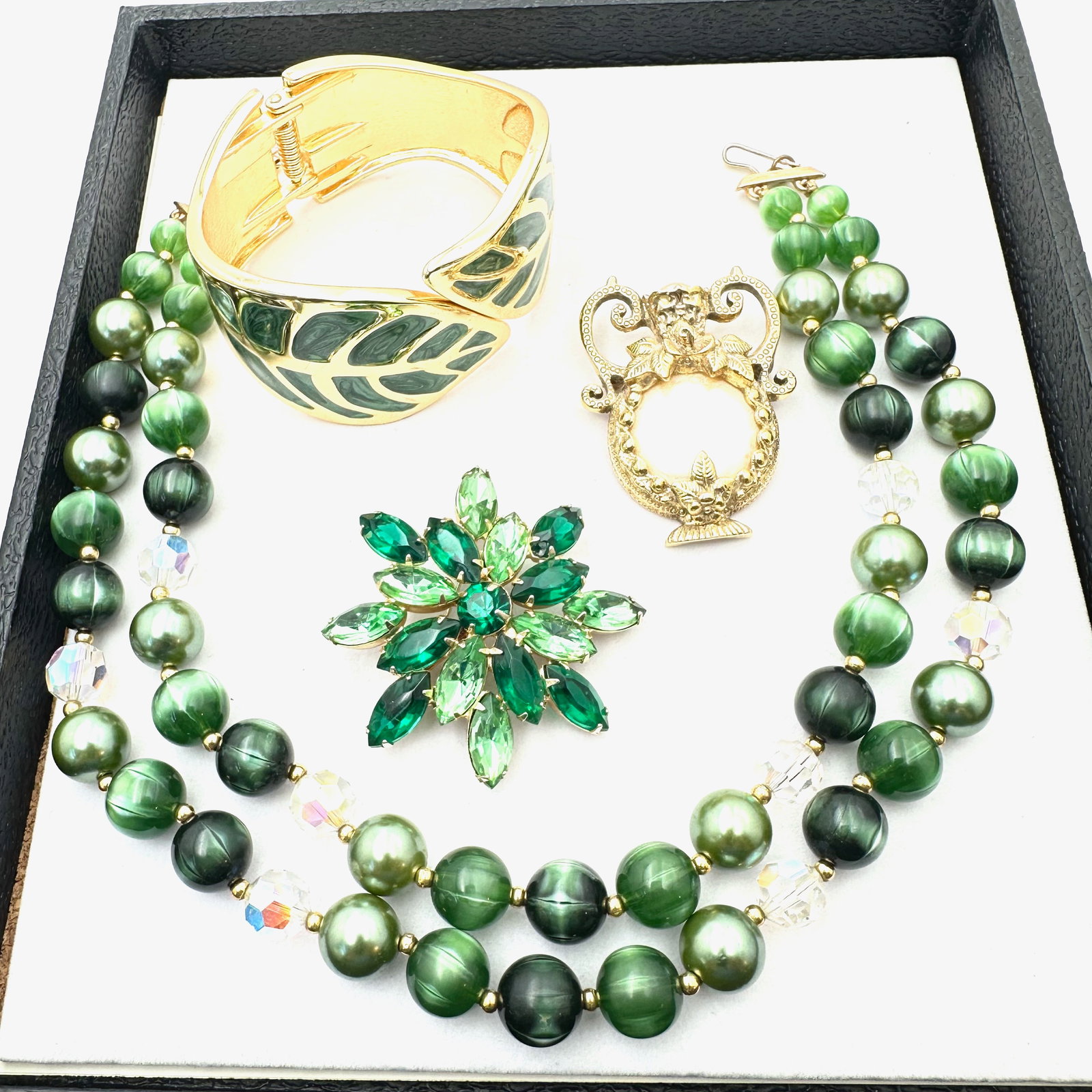 Vintage Jewelry Group Green Enamel Clamper Bracelet Rhinestone Brooch Crystal Glass Bead Necklace: Vintage Jewelry Group Green Enamel Clamper Bracelet Rhinestone Brooch Crystal Glass Bead Necklace