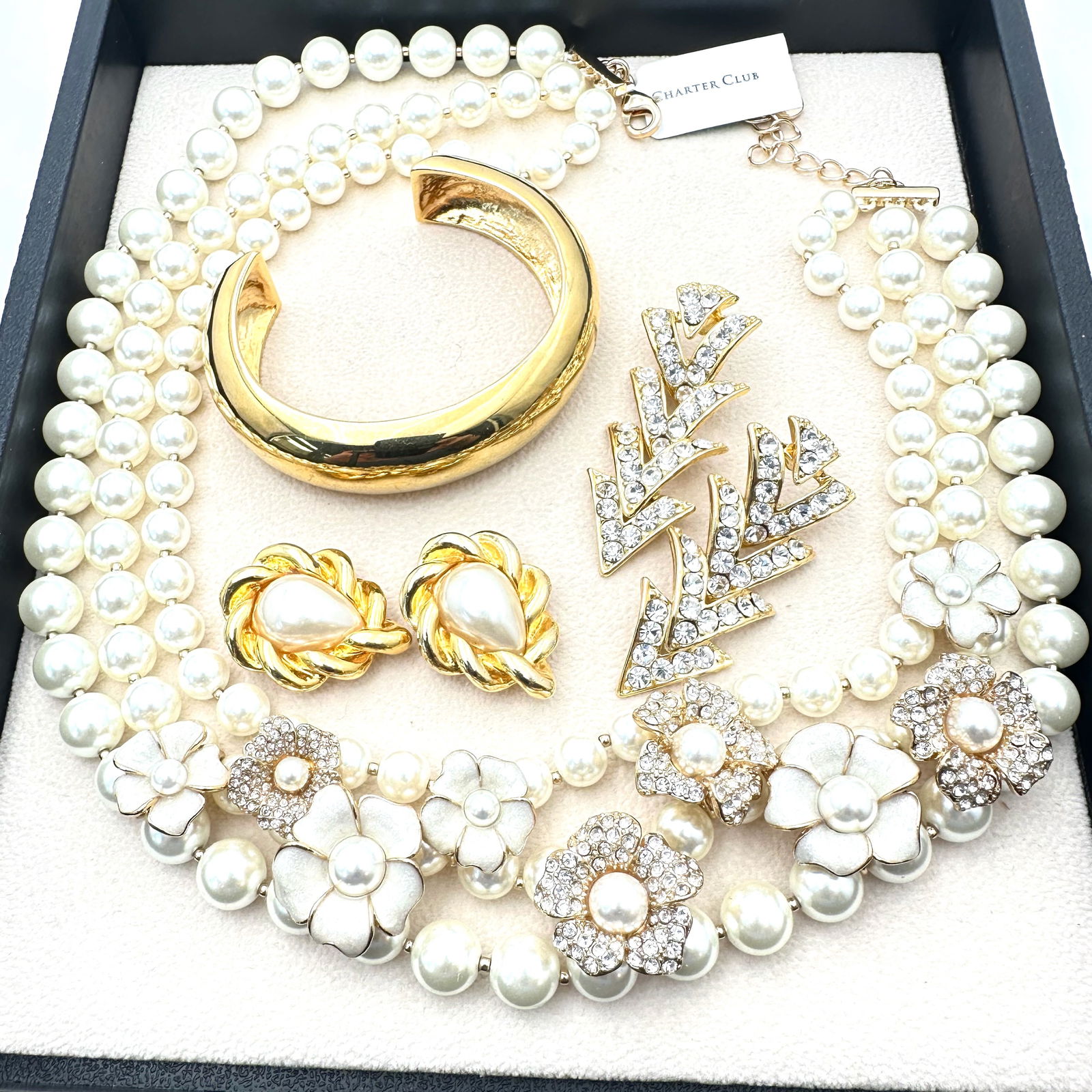 Jewelry Group Gold Cuff Bracelet Clear Rhinestone Earrings Pearl Shoe Clips Enamel Flower Necklace (1 of 2)