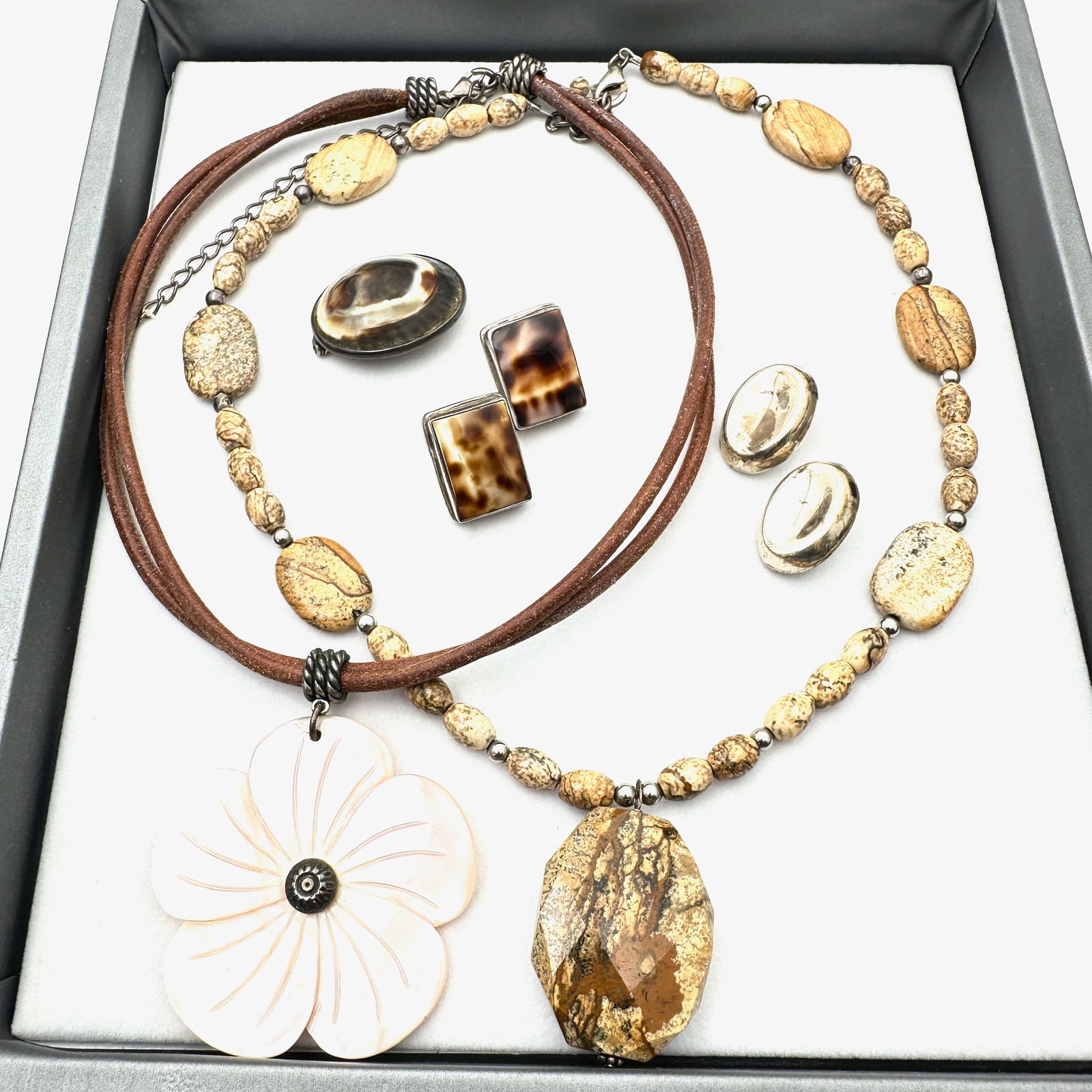 Sterling Silver Jewelry Group Jasper Necklace Mother of Pearl Flower Leather Necklace Earrings: Sterling Silver Jewelry Group Jasper Necklace Mother of Pearl Flower Leather Necklace Earrings Brooch