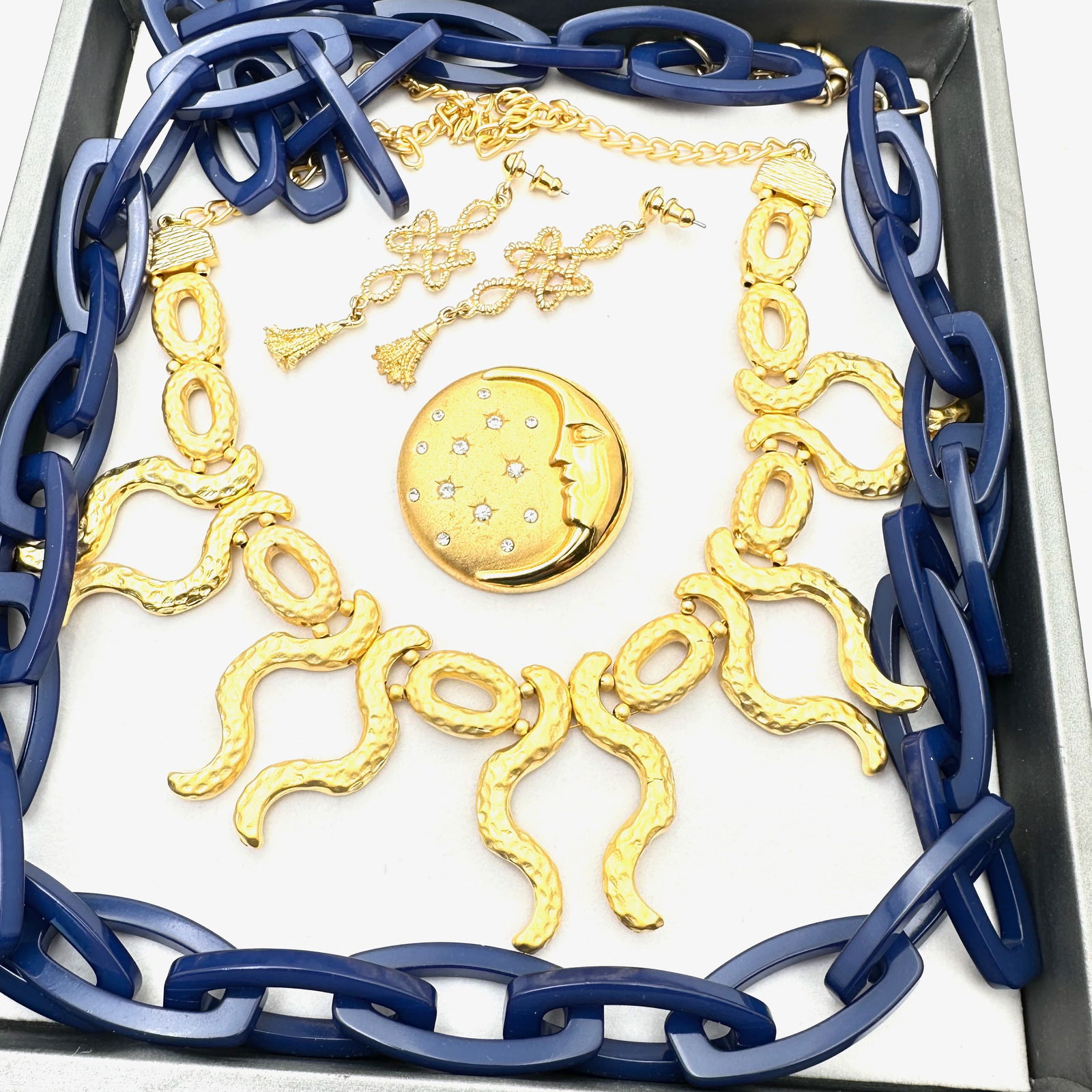 Jewelry Group Blue Lucite Necklace Moon Stars Brooch Matte Gold Tone Necklace: Jewelry Group Blue Lucite Necklace Moon Stars Brooch Matte Gold Tone Necklace