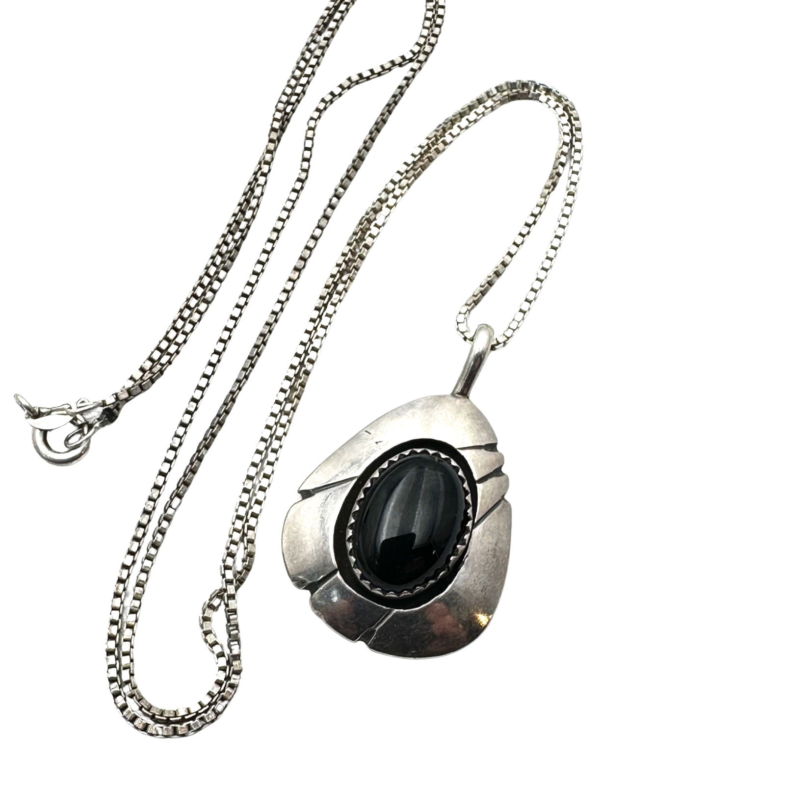 Native American Black Onyx Sterling Silver Pendant Necklace 24 Inch Chain 9 Grams (1 of 2)