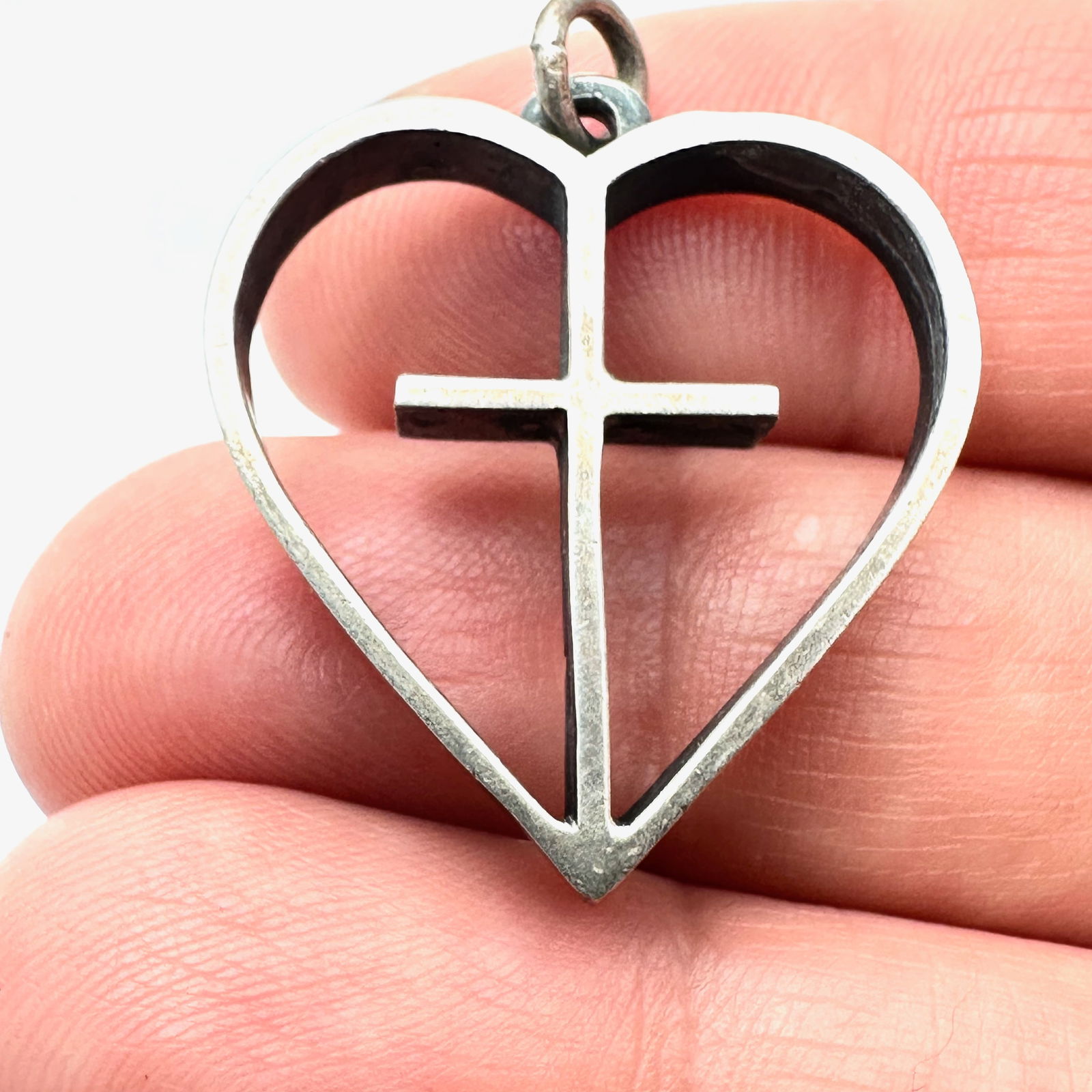 James Avery Sterling Silver Heart Cross Pendant Charm 1 Inch (1 of 2)