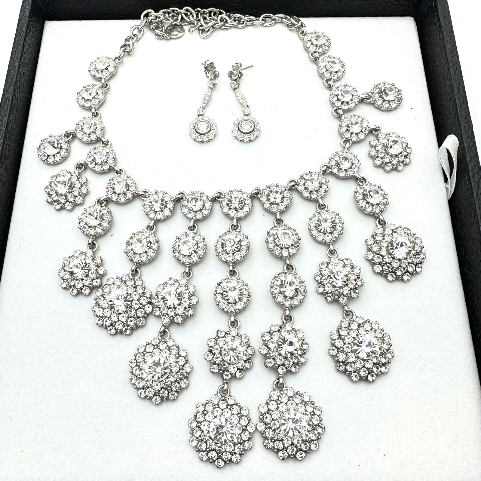 Jewelry Group Vintage Clear Glass Rhinestone Silver Tone Waterfall Necklace Pierced Earrings: Jewelry Group Vintage Clear Glass Rhinestone Silver Tone Waterfall Necklace Pierced Earrings