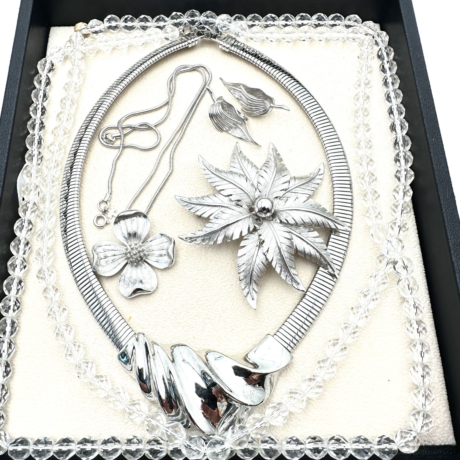 Jewelry Group Trifari Coro Silver Tone Clear Glass Beads Necklaces Brooches Earrings: Jewelry Group Trifari Coro Silver Tone Clear Glass Beads Necklaces Brooches Earrings